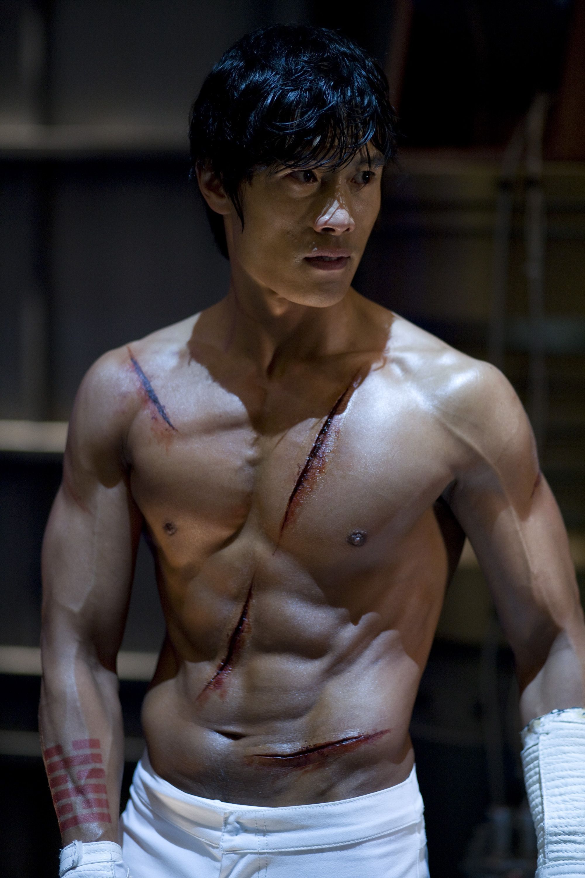 2001x3000 Who Is Lee Byung Hun? His Journey To Global Fame (2024)