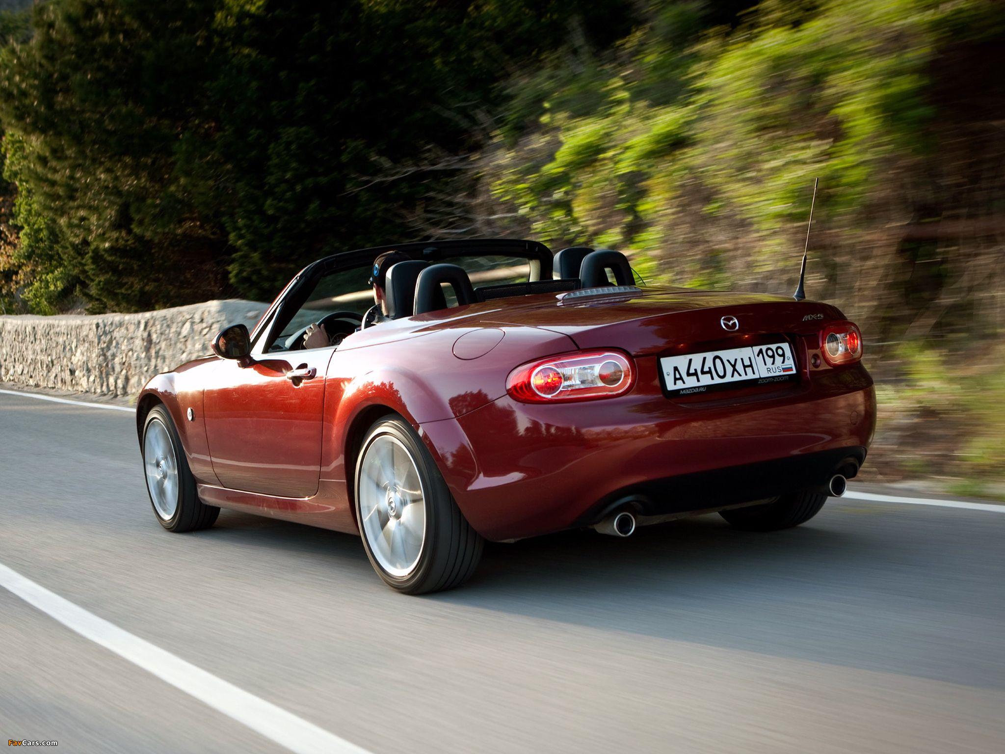 2048x1536 Mazda MX 5 Roadster Coupe (NC) 2008 Wallpaper (2048x1536)