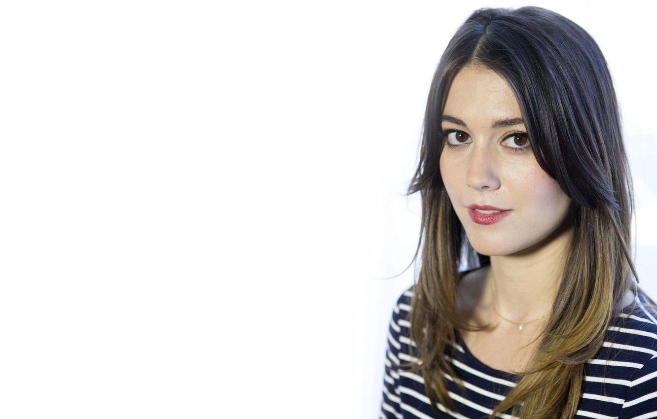 1332x850 Wallpaper look, makeup, actress, singer, hair, Mary Elizabeth