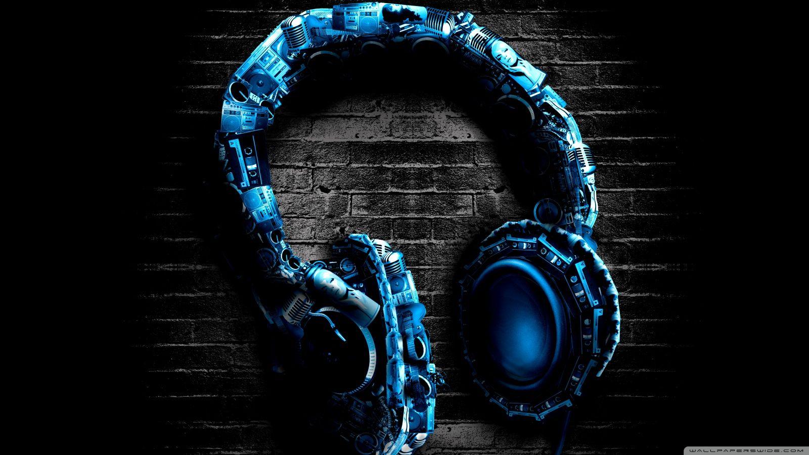 1600x900 Headphones Wallpaper RZ