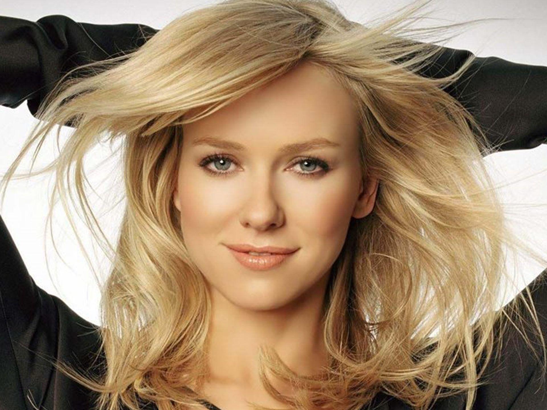 Naomi Watts Wallpapers Top Free Naomi Watts Backgrounds WallpaperAccess