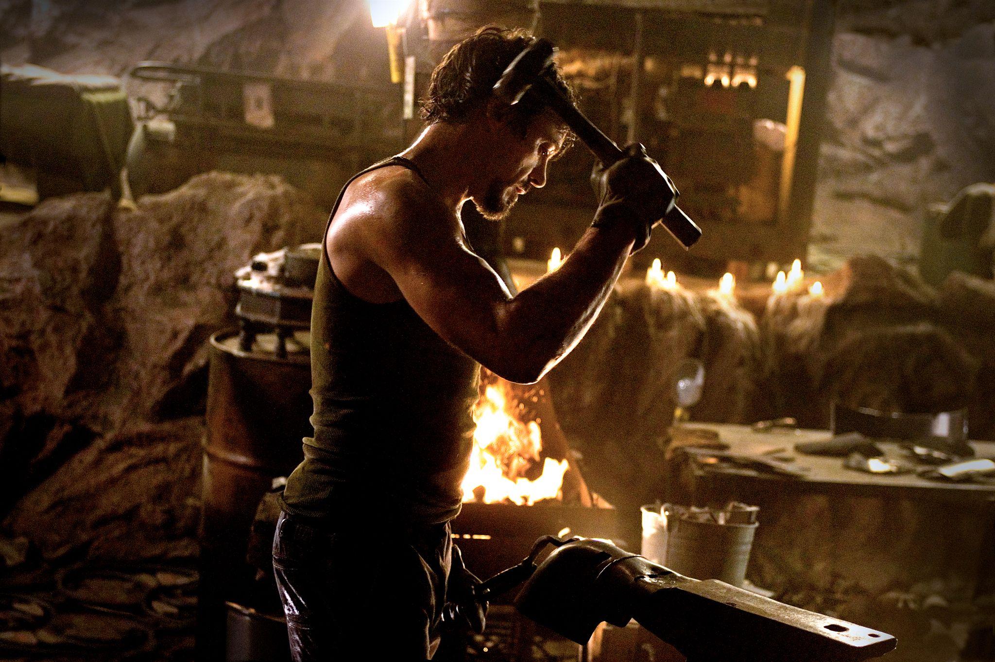 2048x1362 Iron Man (2008)
