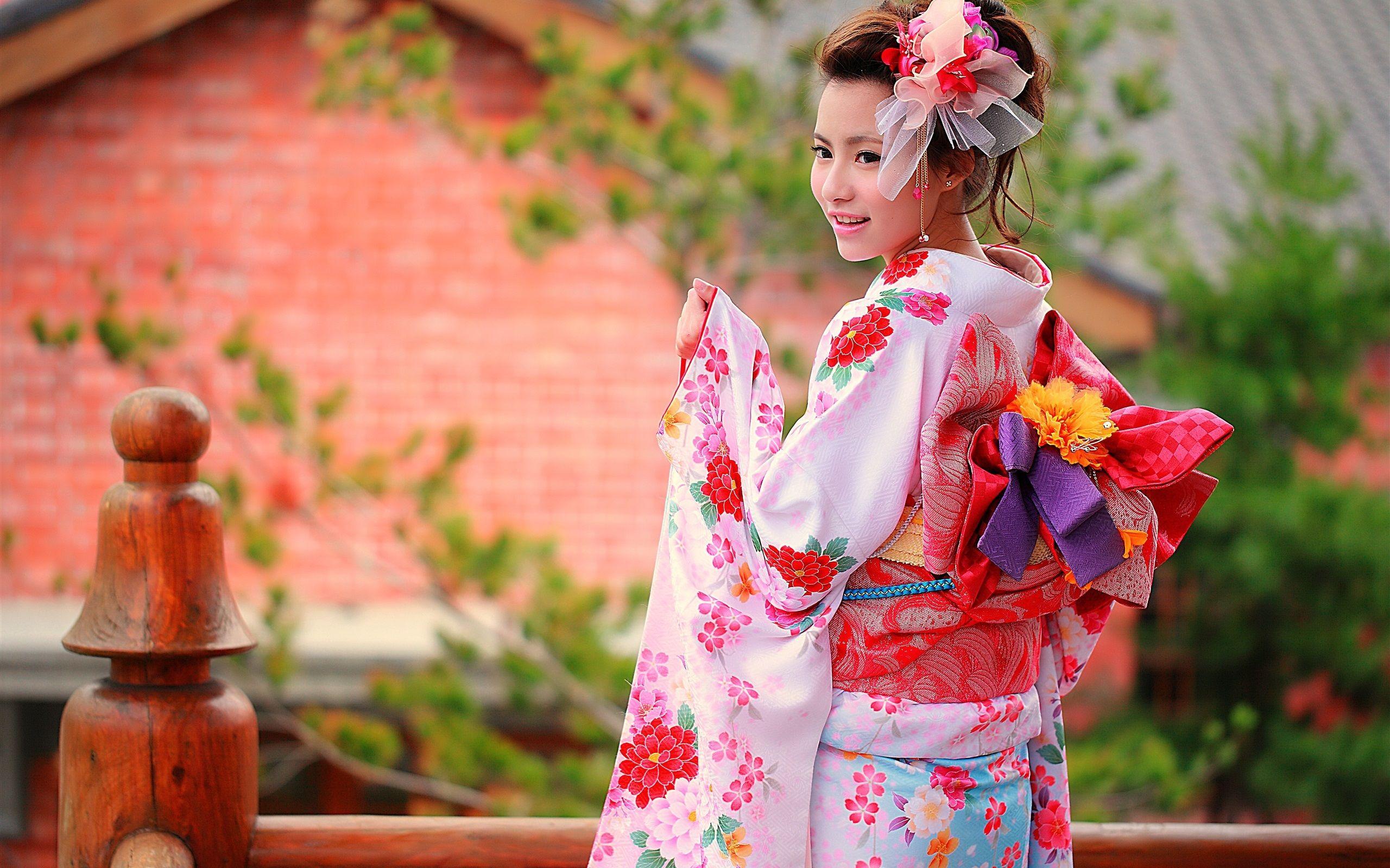 2560x1600 E 1912811188 picture, (Girl in kimono)