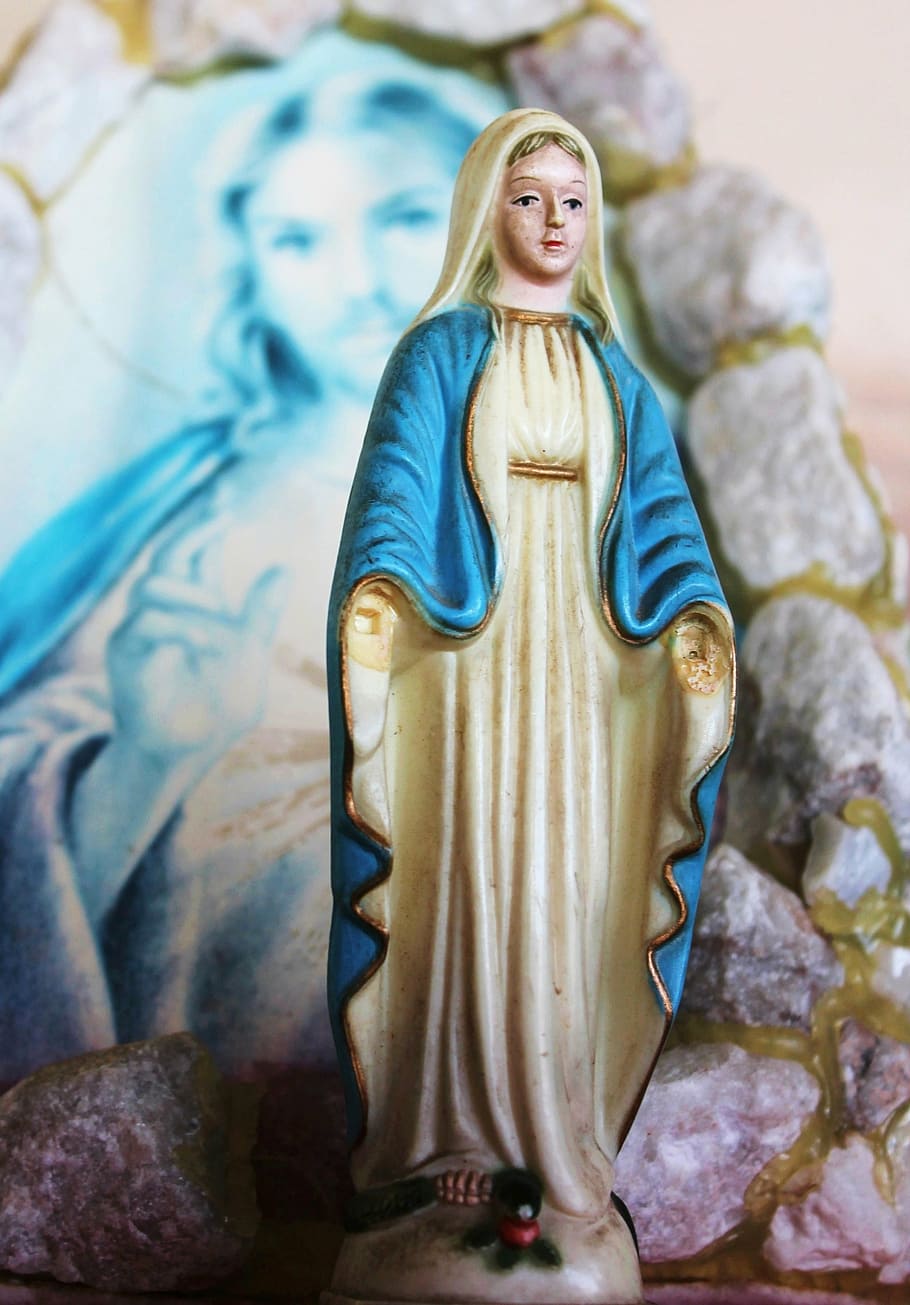 910x1305 HD wallpaper: closeup photo of Marry figurine, mother mary, jesus, catholic