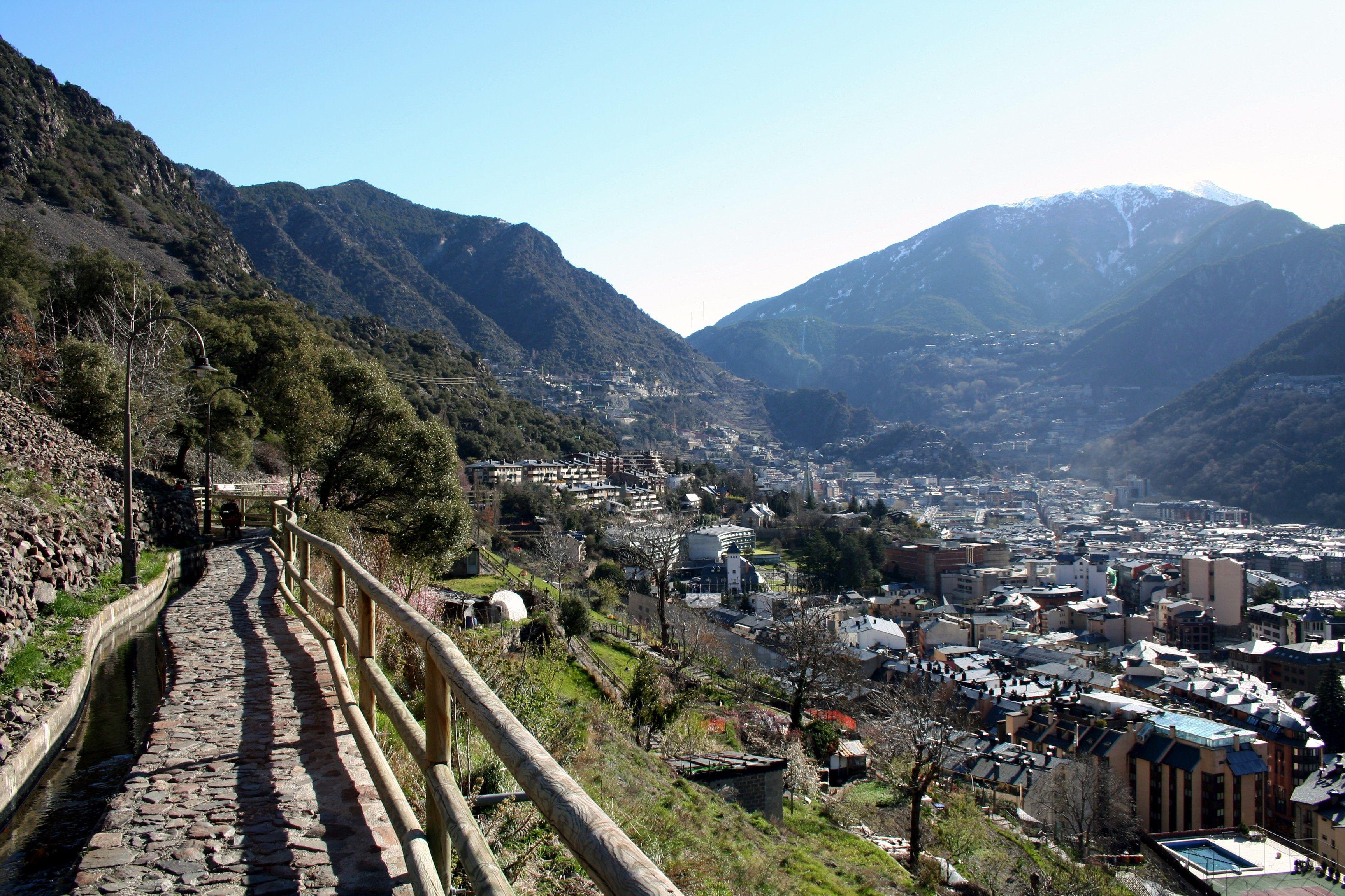 3456x2304 Andorra Wallpaper