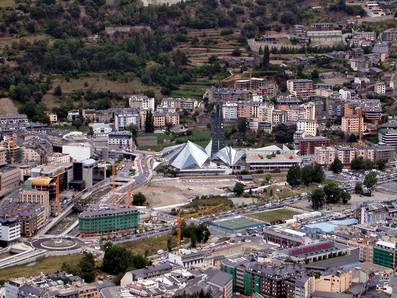 1600x1200 Andorra la Vella. national capital, Andorra