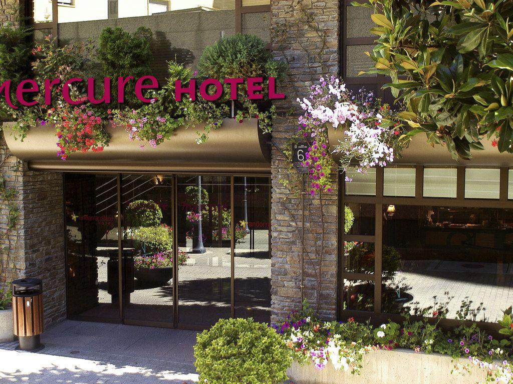 1024x768 Hotel in Andorra La Vella Andorra Hotel
