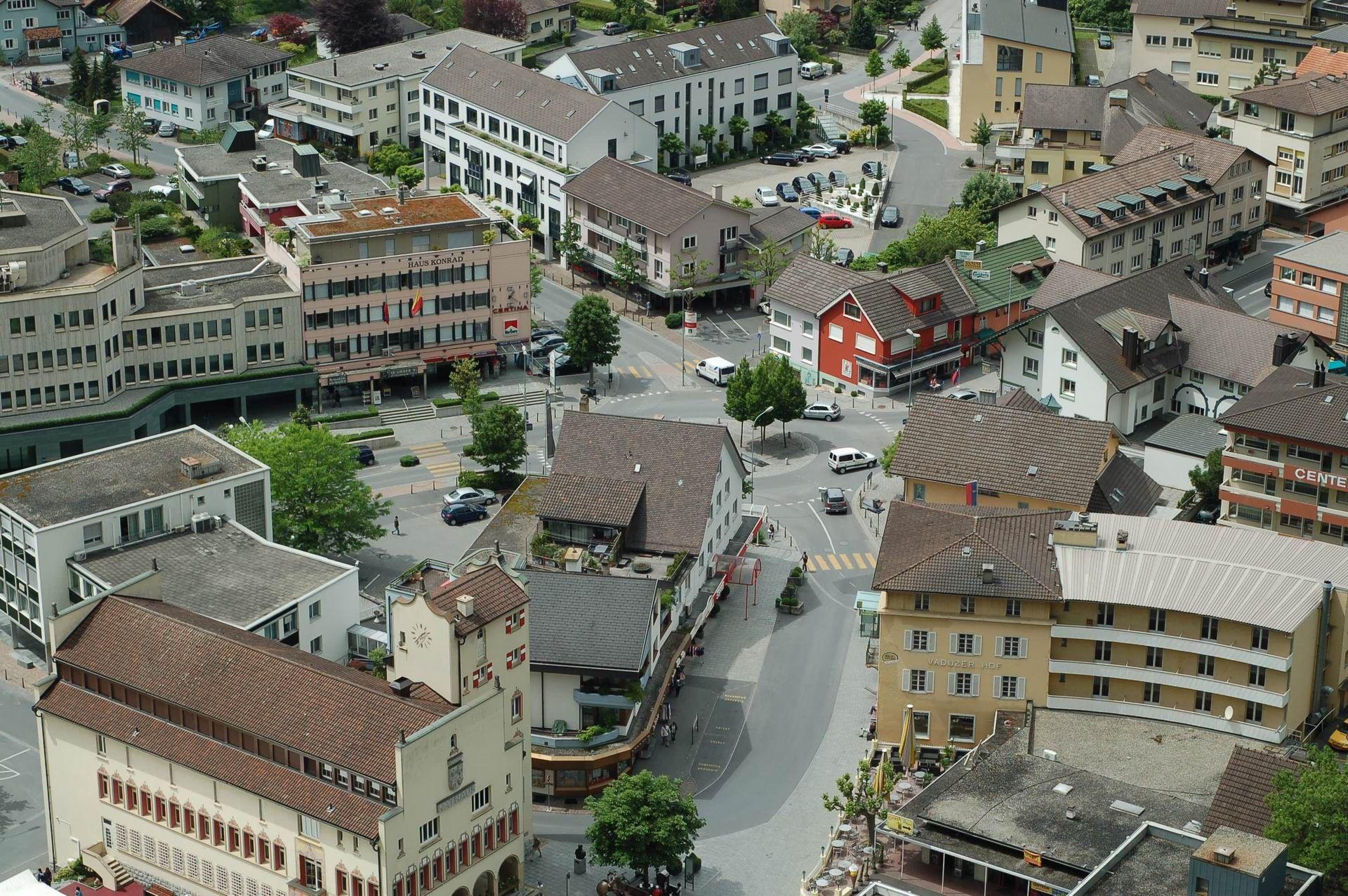 1920x1276 vaduz liechtenstein. vaduz liechtenstein Travel photo