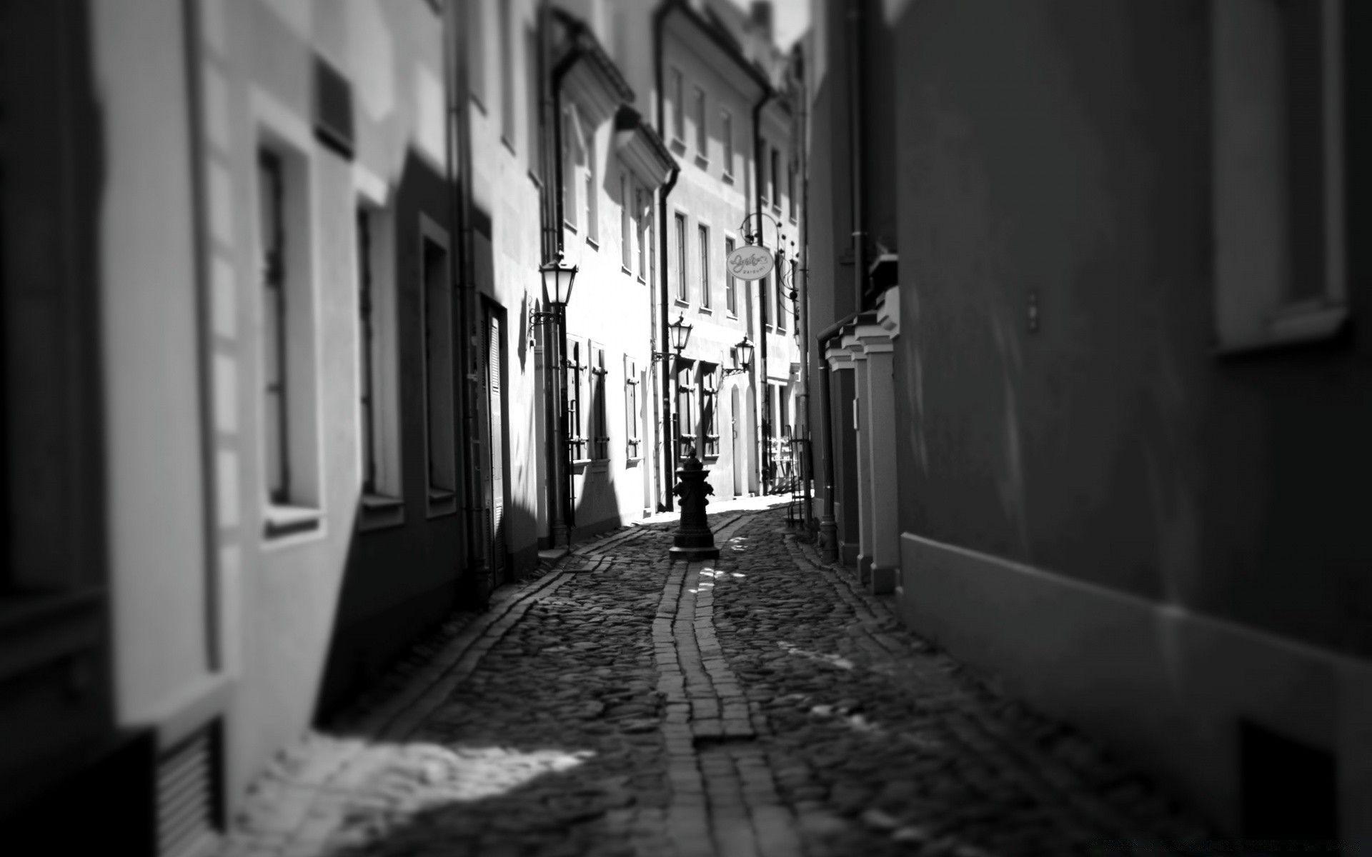 1920x1200 Riga Street