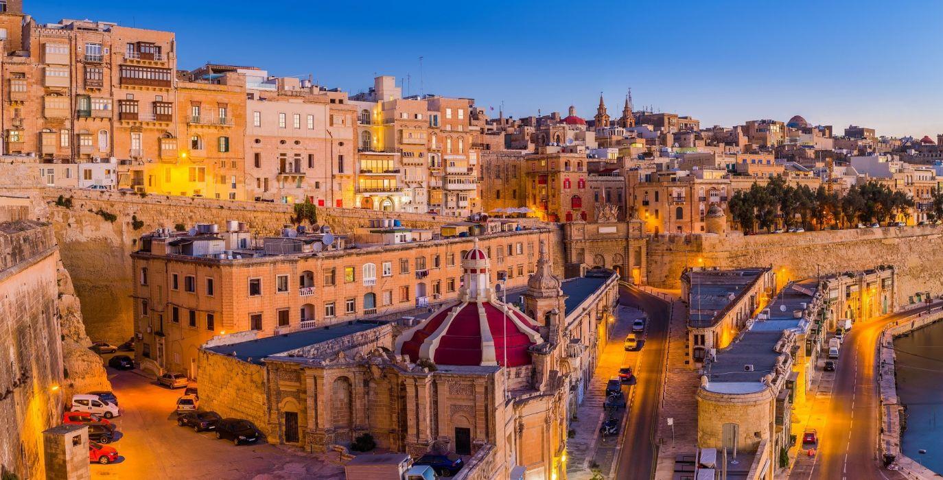 1374x700 Valletta malta ciudad europa wallpaperx978
