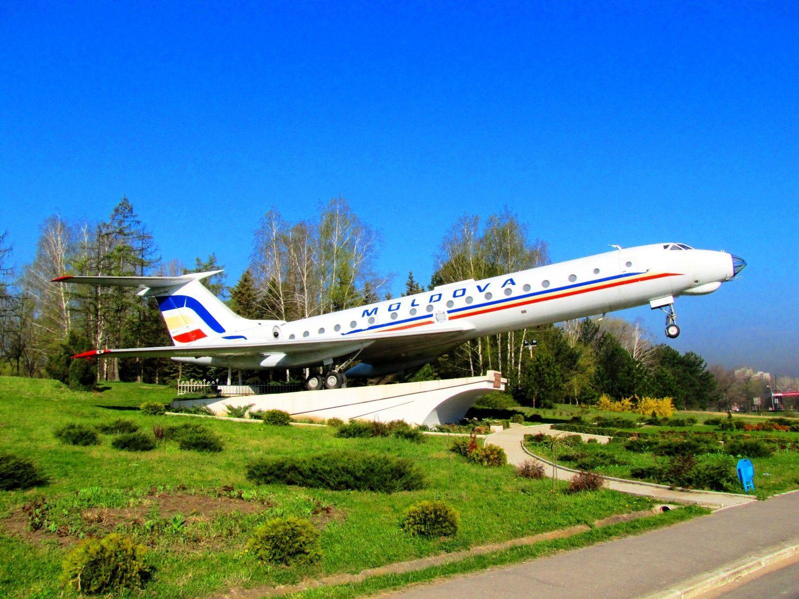 1600x1200 Moldova Wallpaper Full HD TXJ8YS