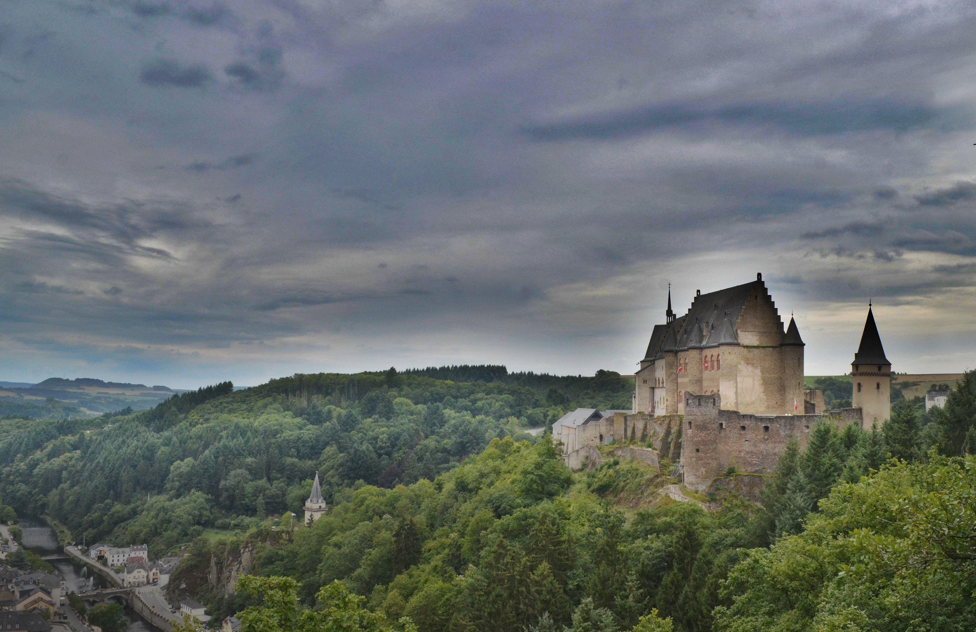 4045x2619 Luxembourg Picture. Download Free Image