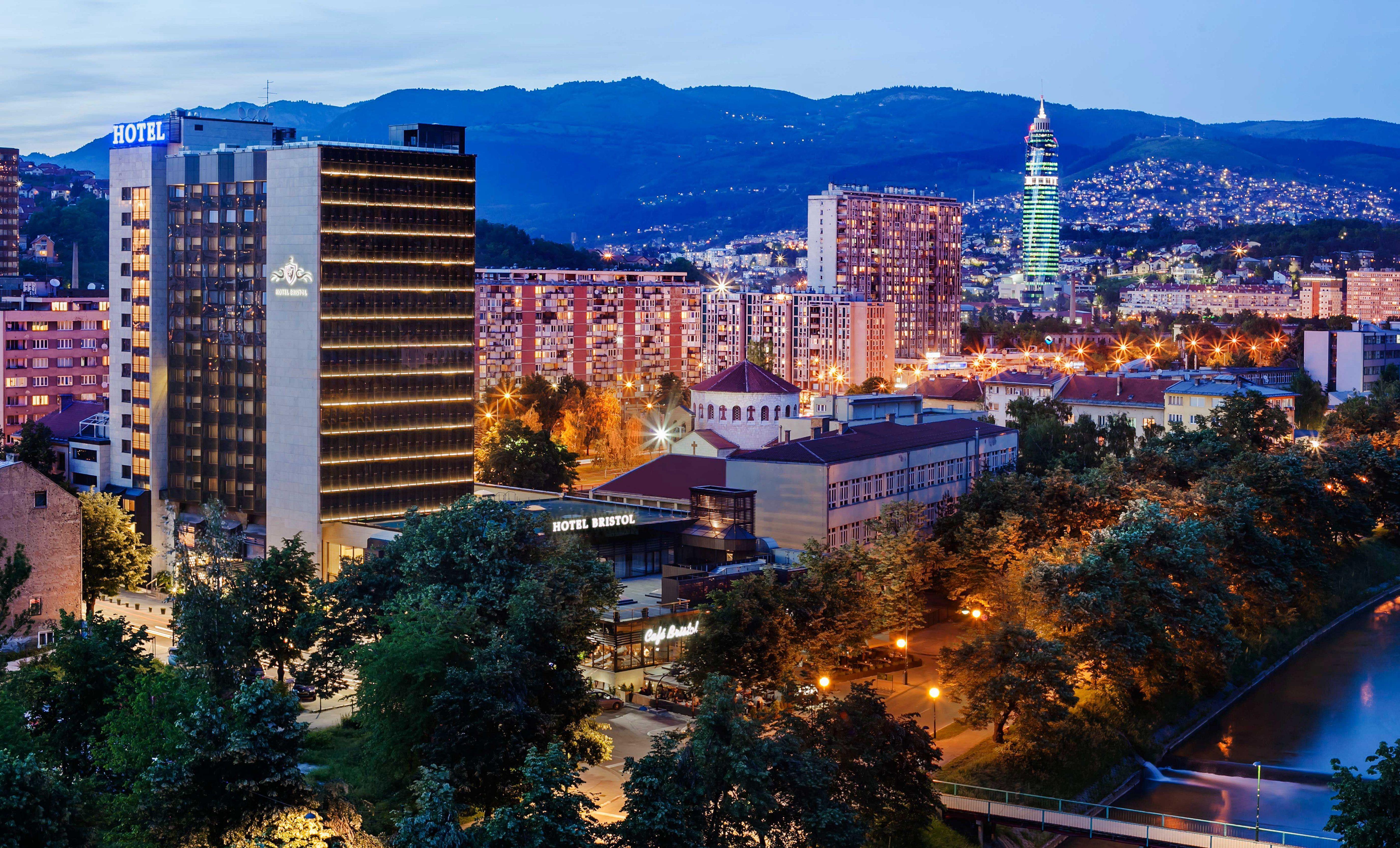 5500x3332 Sarajevo Photo