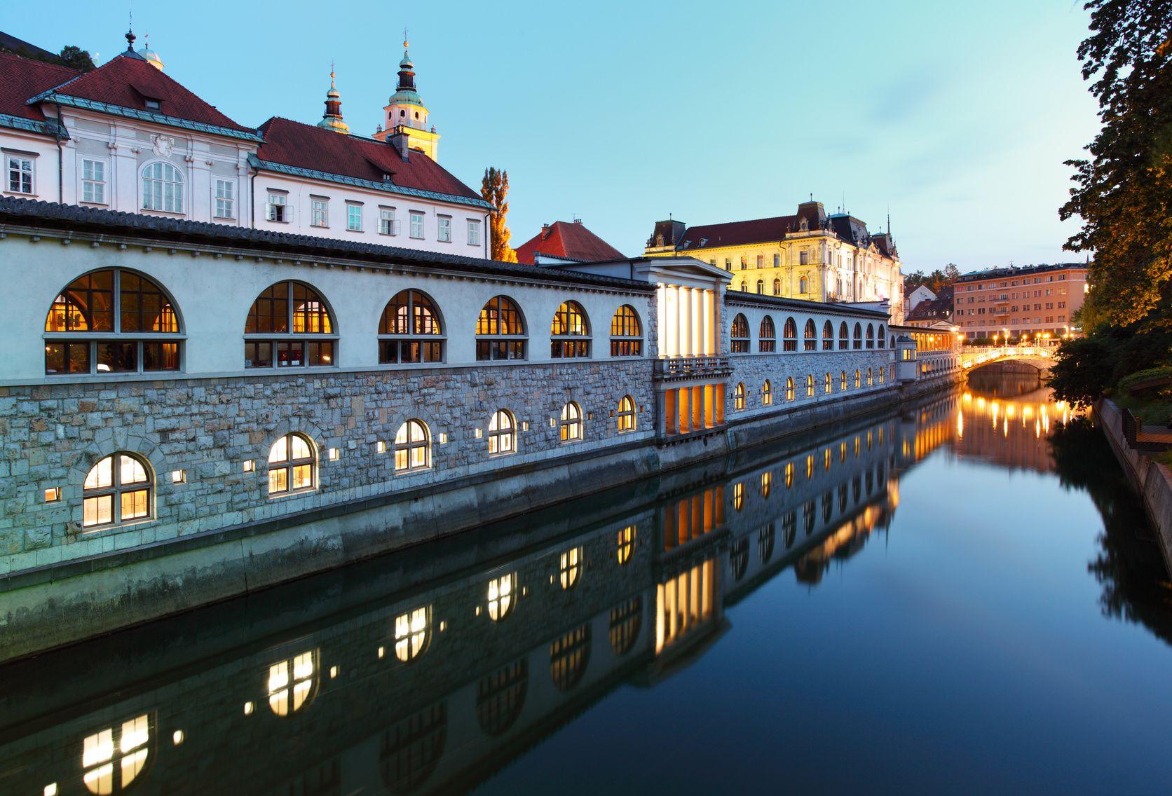1672x1136 Ljubljana Wallpaper