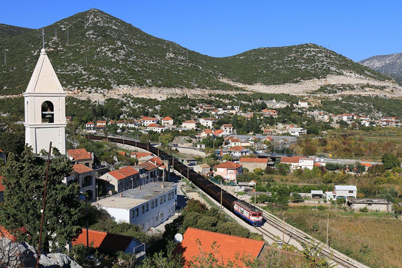 1280x853 Photo Croatia Sarajevo Hill Trains Railroads Cities Houses