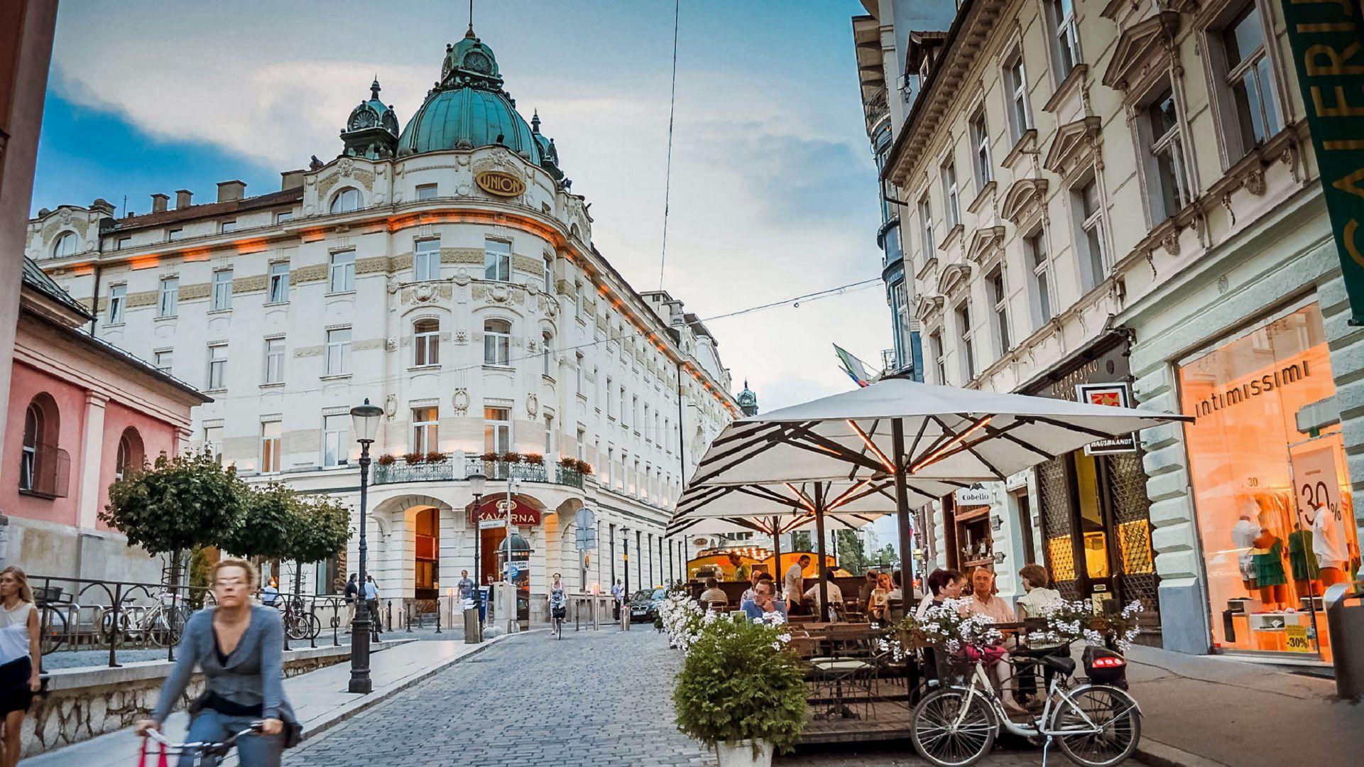 1921x1080 Ljubljana Background