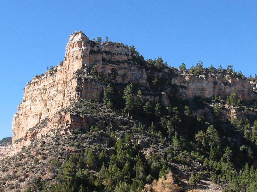 1025x768 Wallpaper photographs from Outlaw Canyon, Wyoming