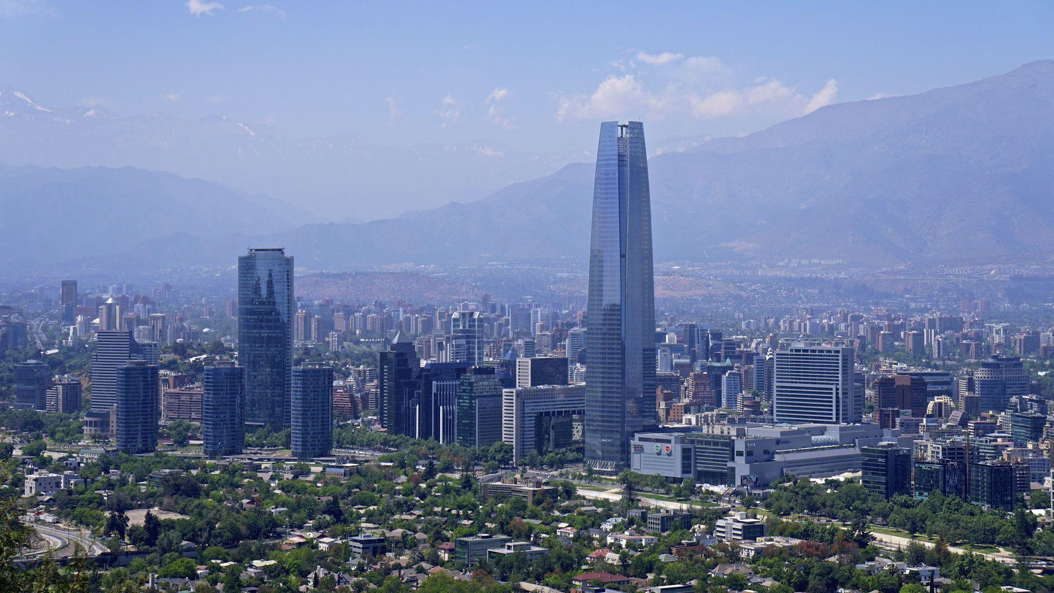 2048x1152 Santiago HD Wallpaper for desktop download