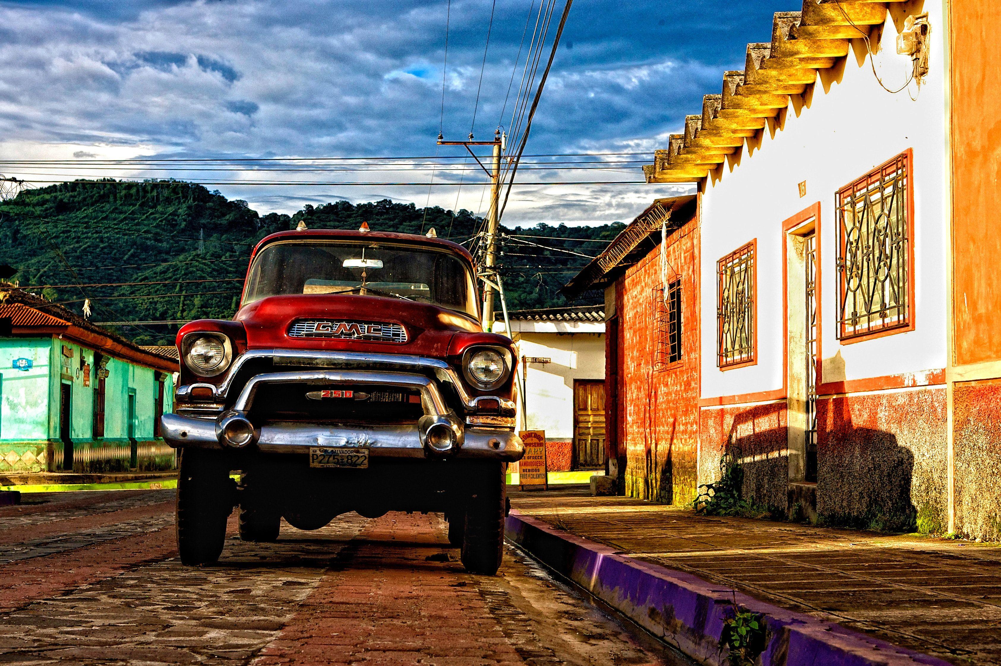 3370x2242 Free of Juayua / El Salvador