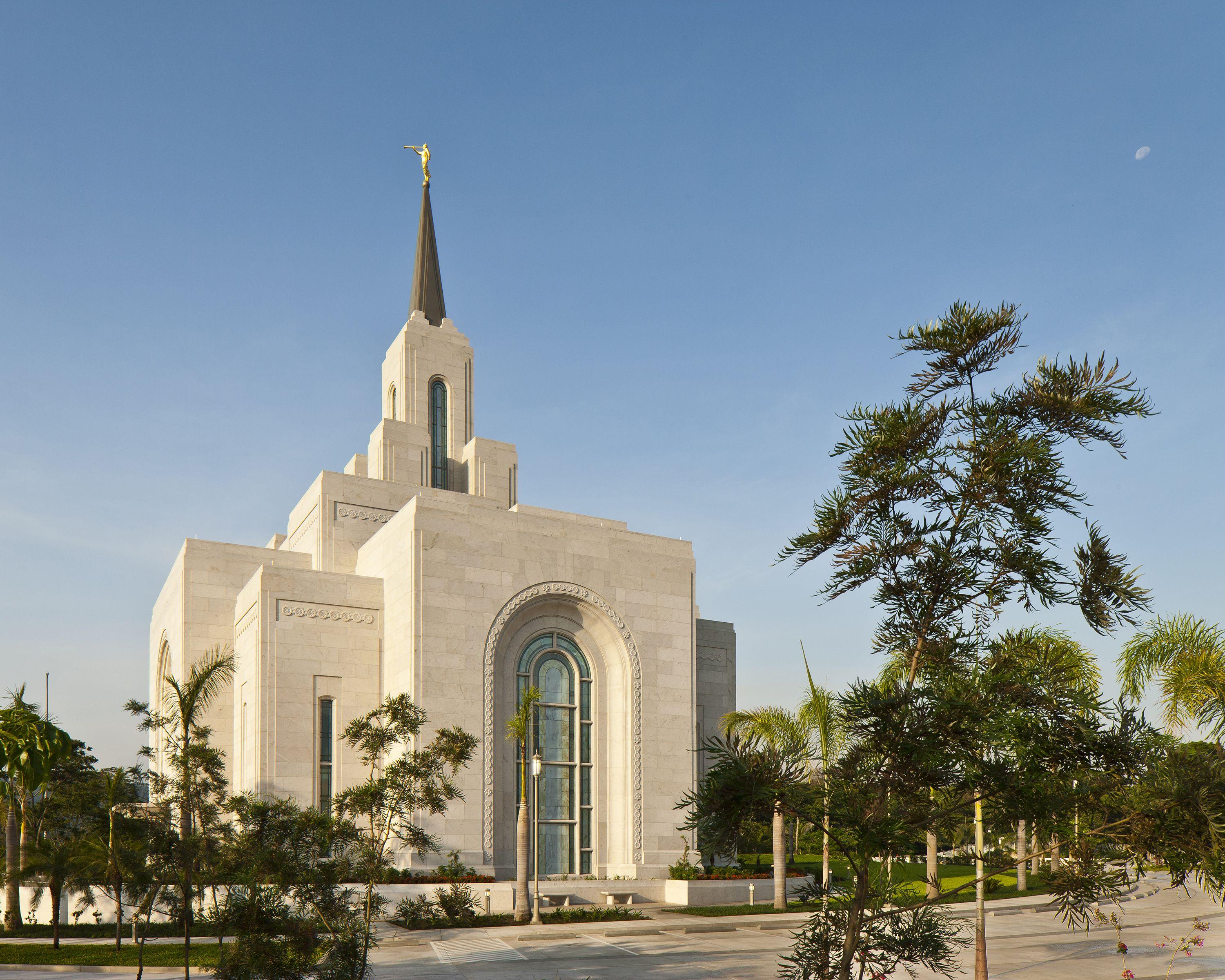 3000x2400 San Salvador El Salvador Temple