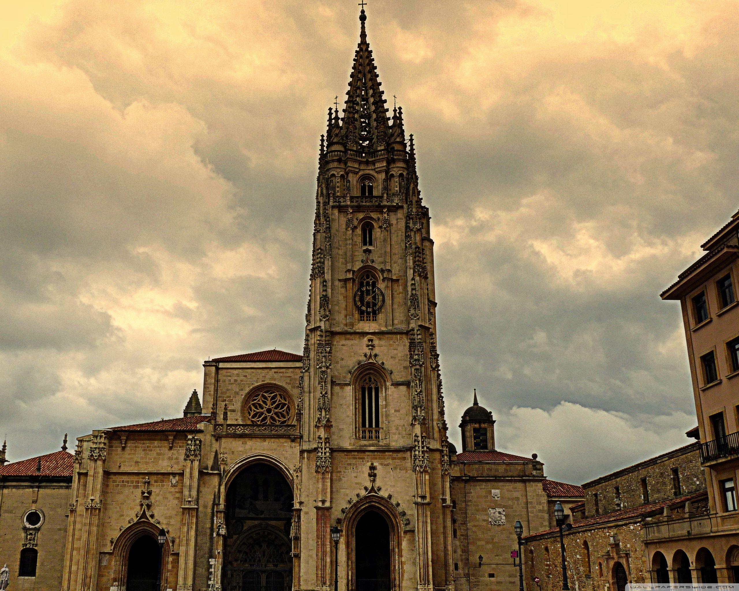 2560x2048 Catedral de San Salvador en Oviedo Ultra HD Desktop Background