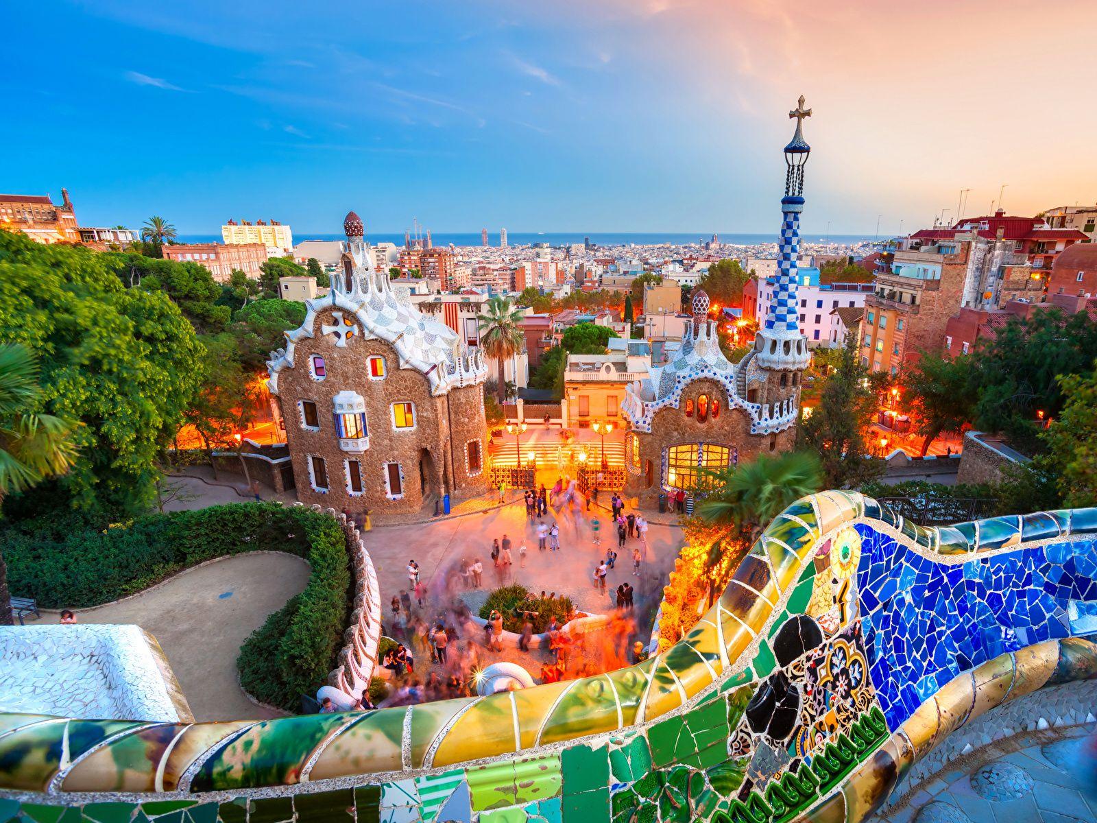 1600x1200 Photo Barcelona Spain Parks Cities Houses 1600x1200