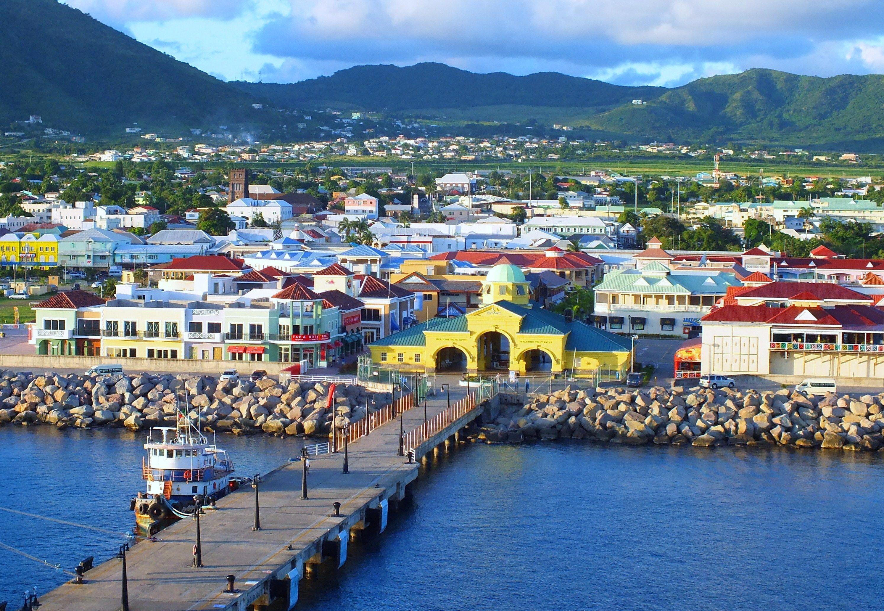 St kitts. Сент-Китс и Невис. Бастер сент-Китс и Невис. Сент-Китс и Невис столица. Карибские острова сент Китс и Невис.