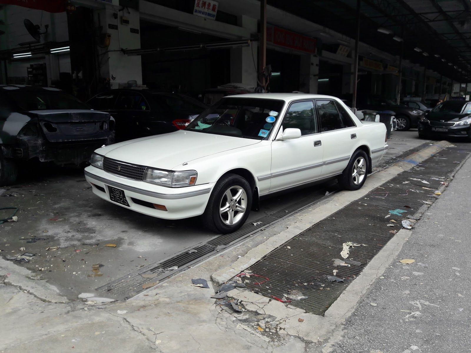 1600x1200 Singapore Vintage and Classic Cars: More than an old car : Toyota Cressida X80