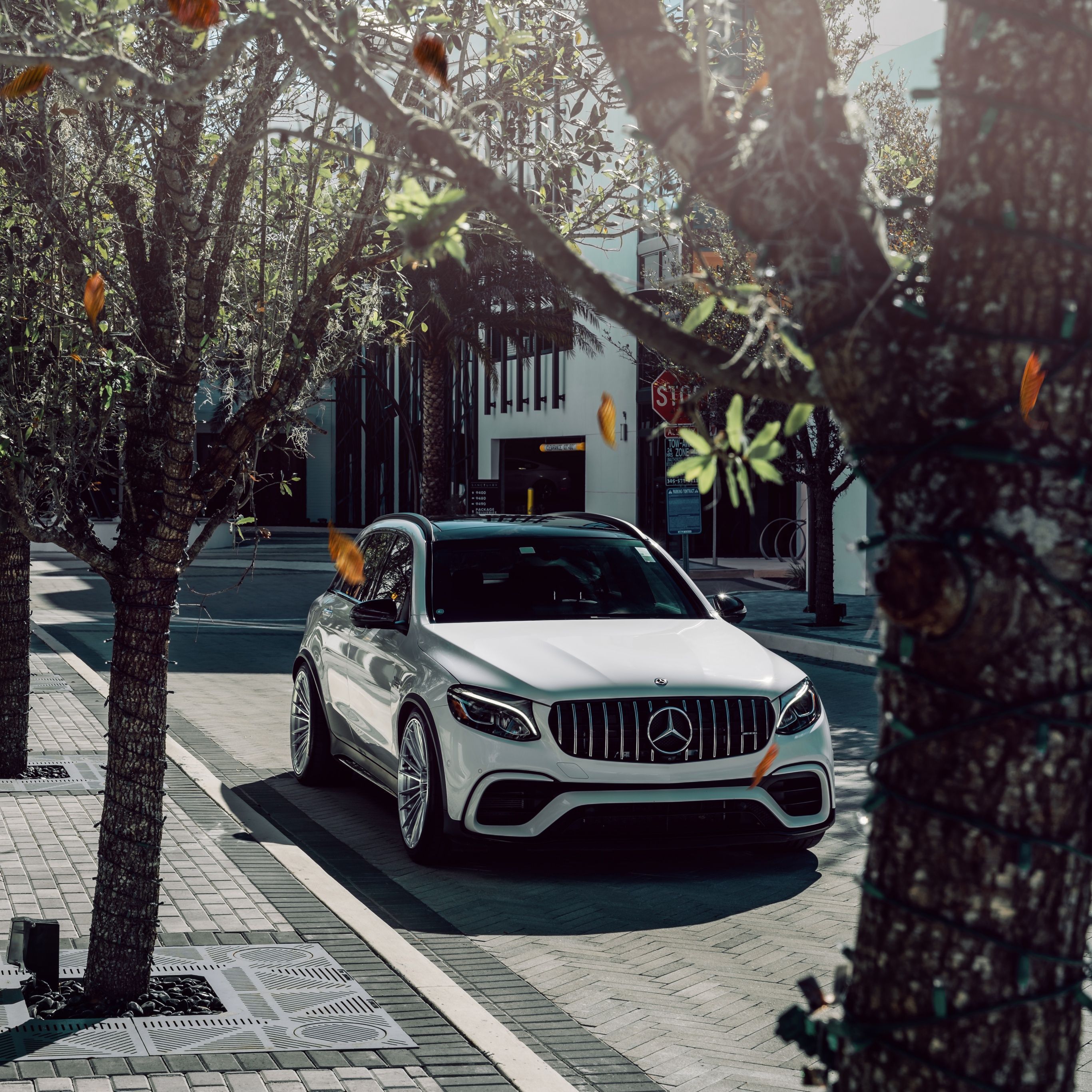 2732x2732 Mercedes Benz AMG GLE 63 S Wallpaper 4K, White Cars, 5K