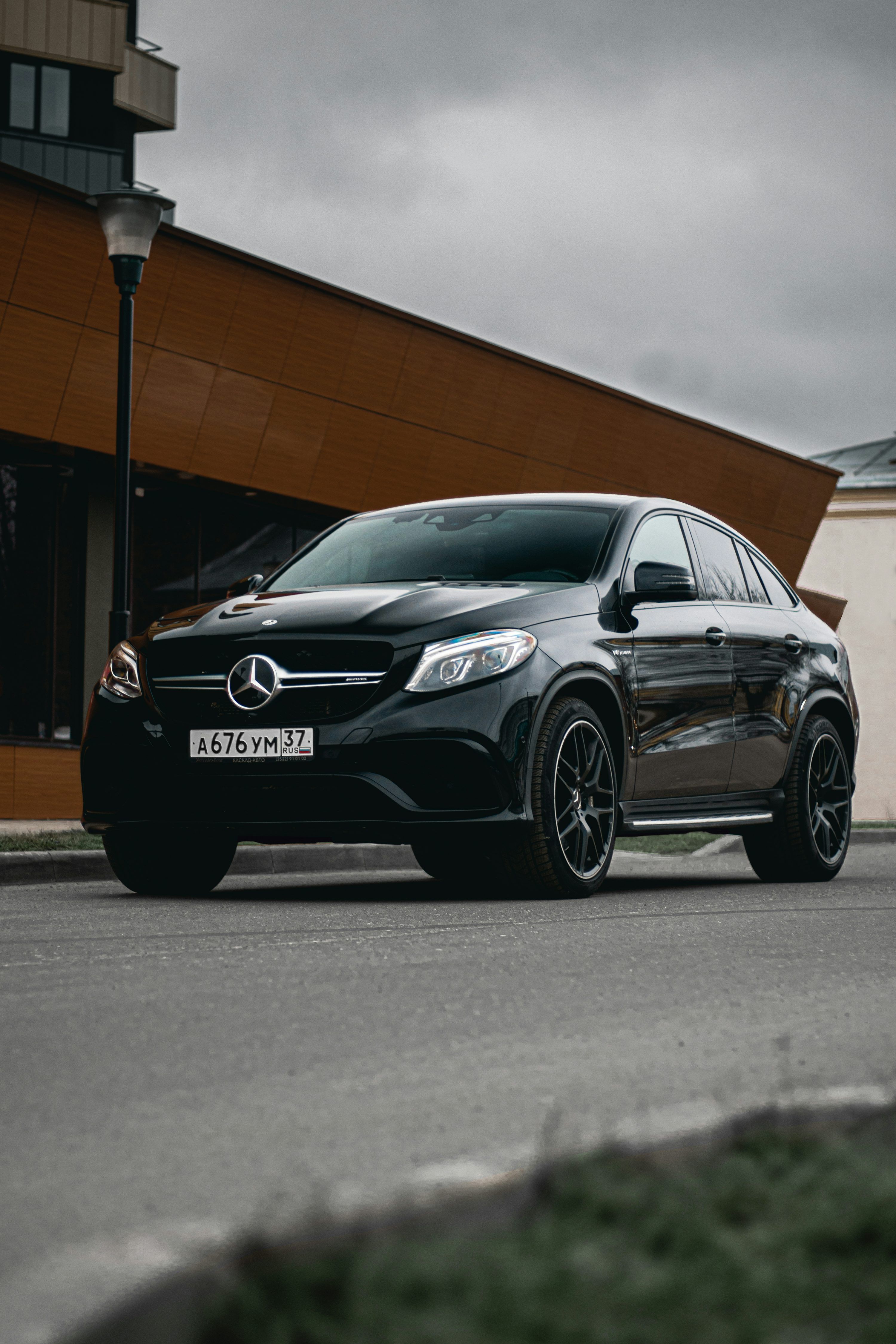 3000x4500 Mercedes Gle Picture. Download Free Image