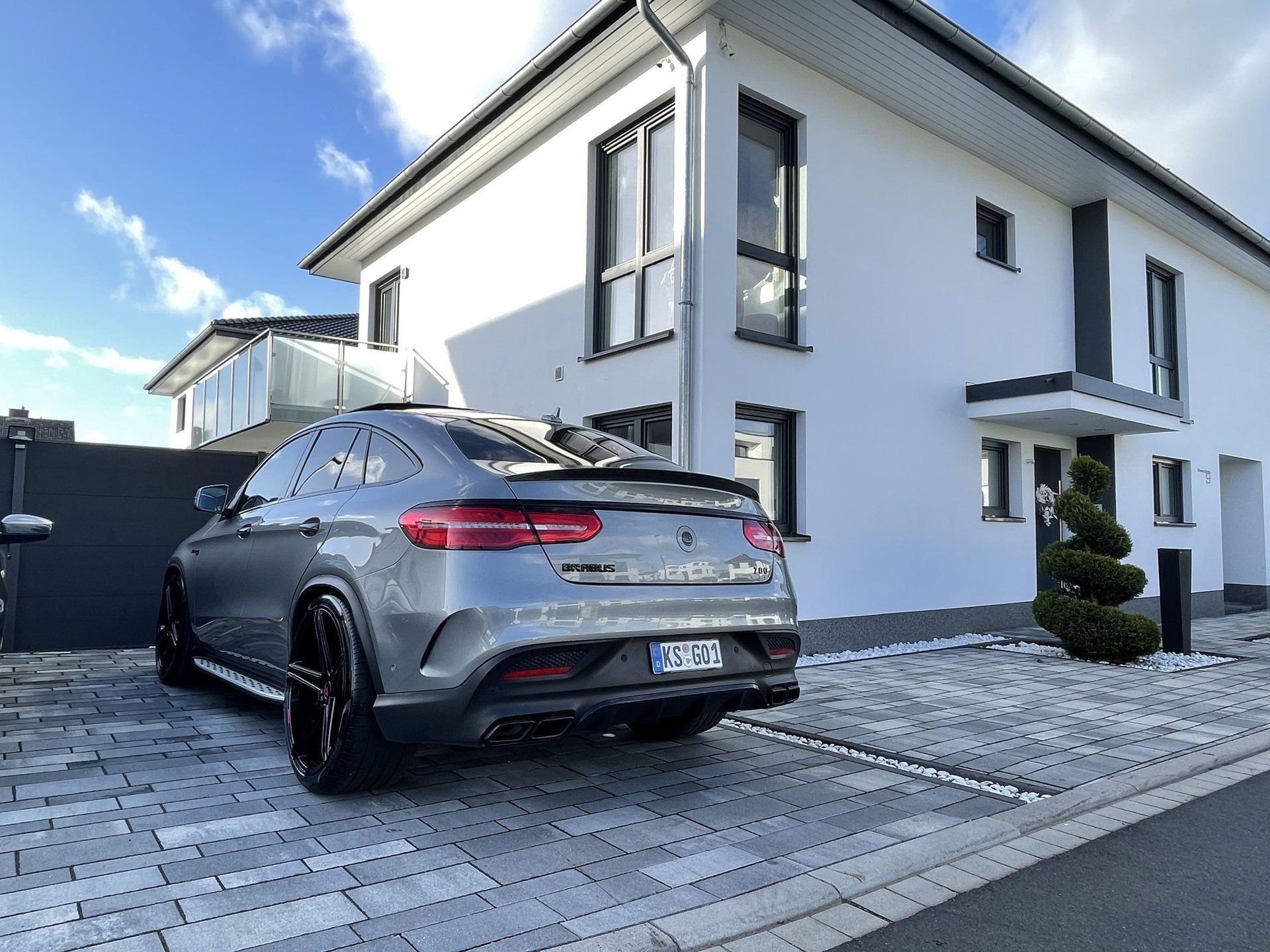 1920x1440 MERCEDES BENZ GLE Klasse SUV 166 KV1 Schwarz Glänzend
