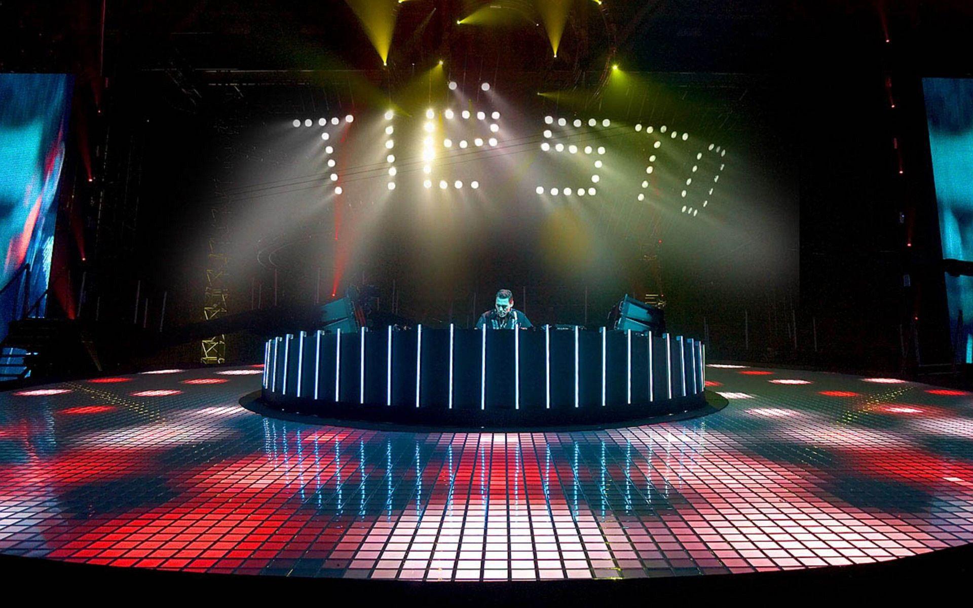 1920x1200 Tiesto In Concert wallpaper, music and dance wallpaper