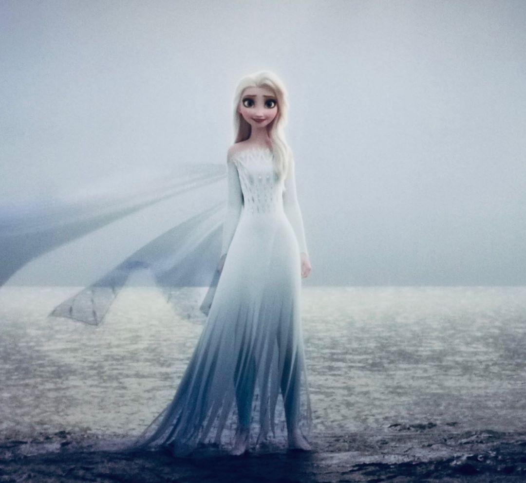 Frozen 2 Elsa White Dress Wallpaper