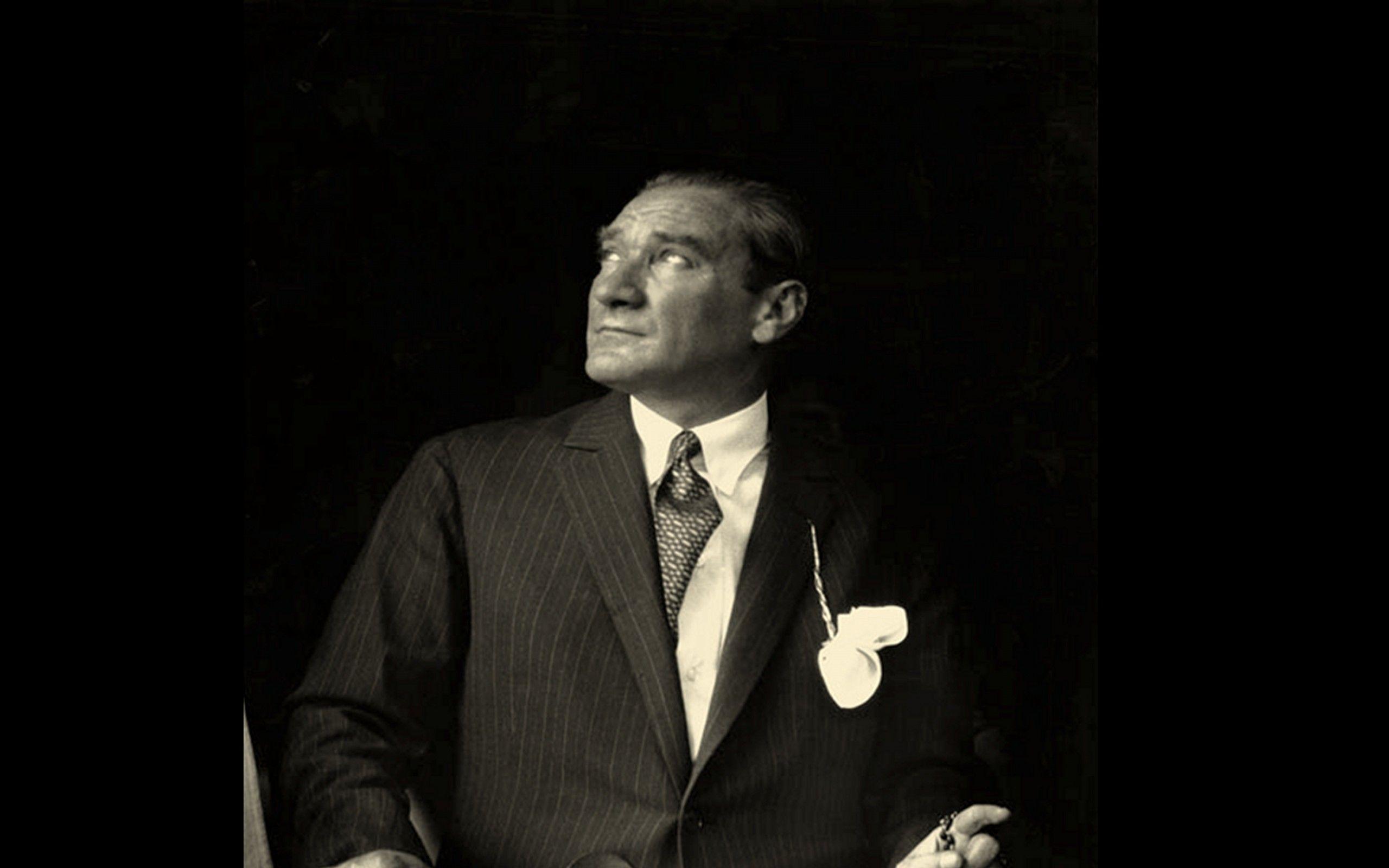 2560x1600 Ataturk Wallpaper