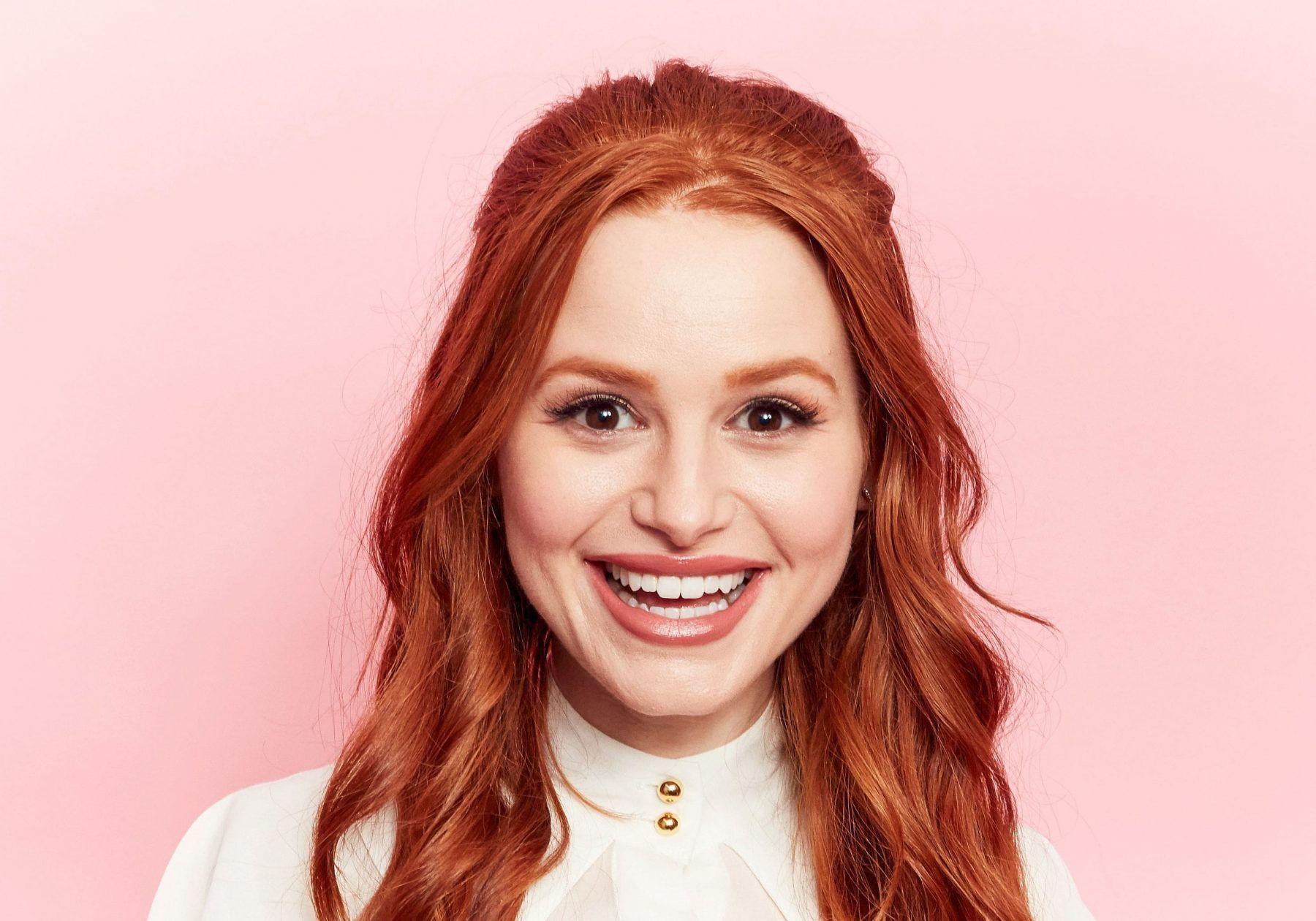 1800x1260 Madelaine Petsch HD