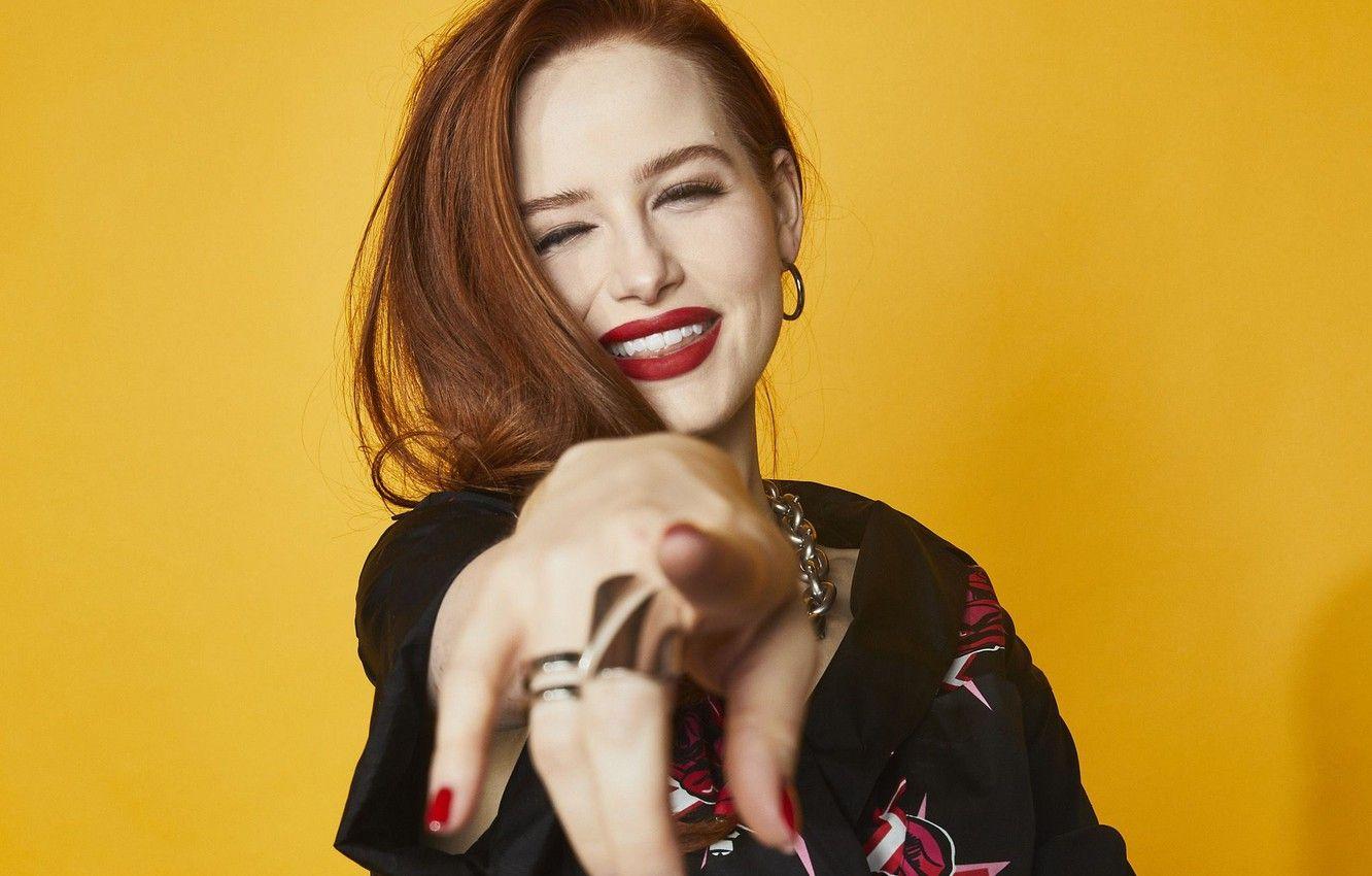 1332x850 Wallpaper smile, actress, red, redhead, Madelaine Petsch image