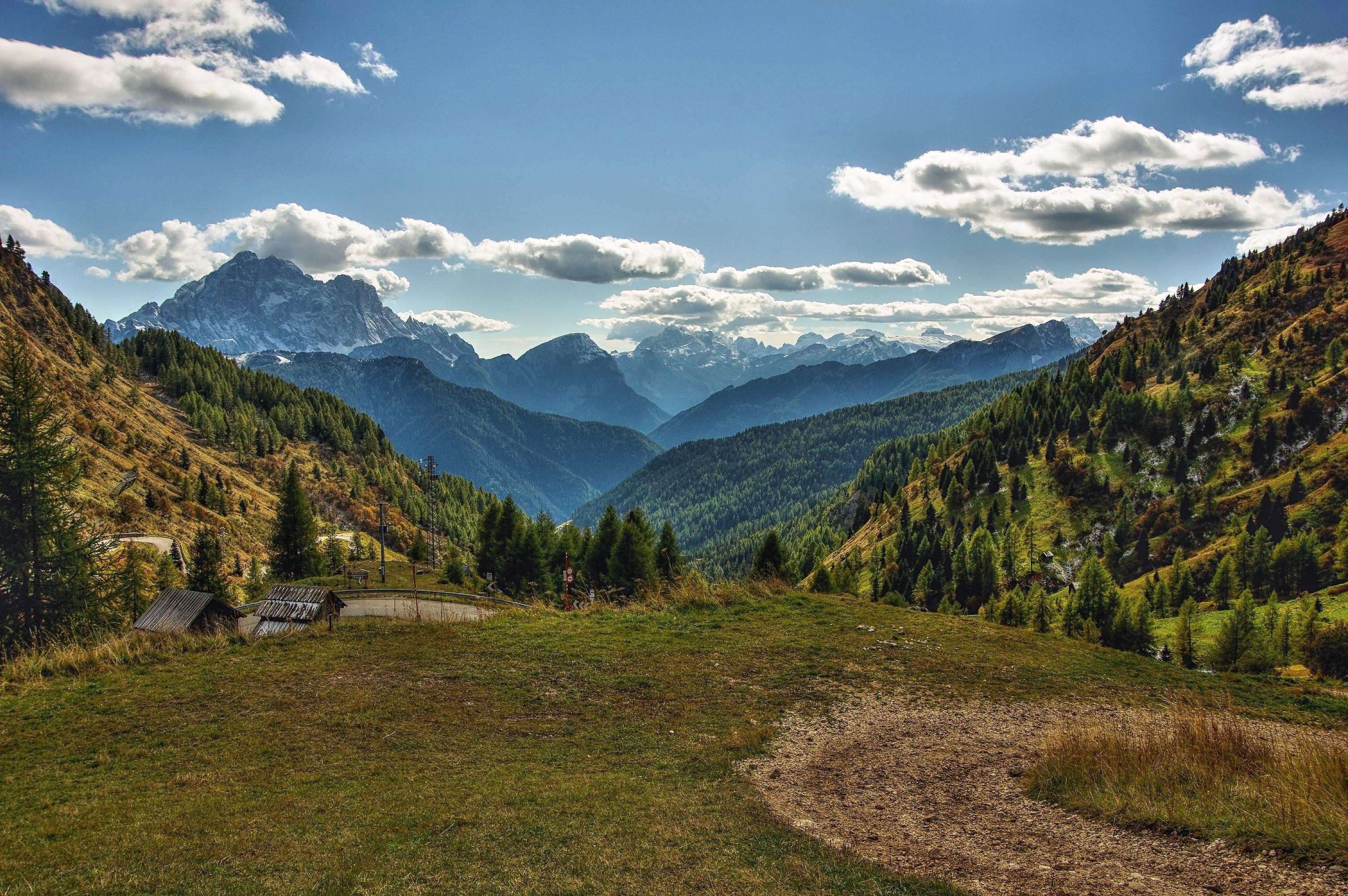 3008x2000 Desktop Wallpaper Italy Veneto Nature Spruce mountain Sky 3008x2000