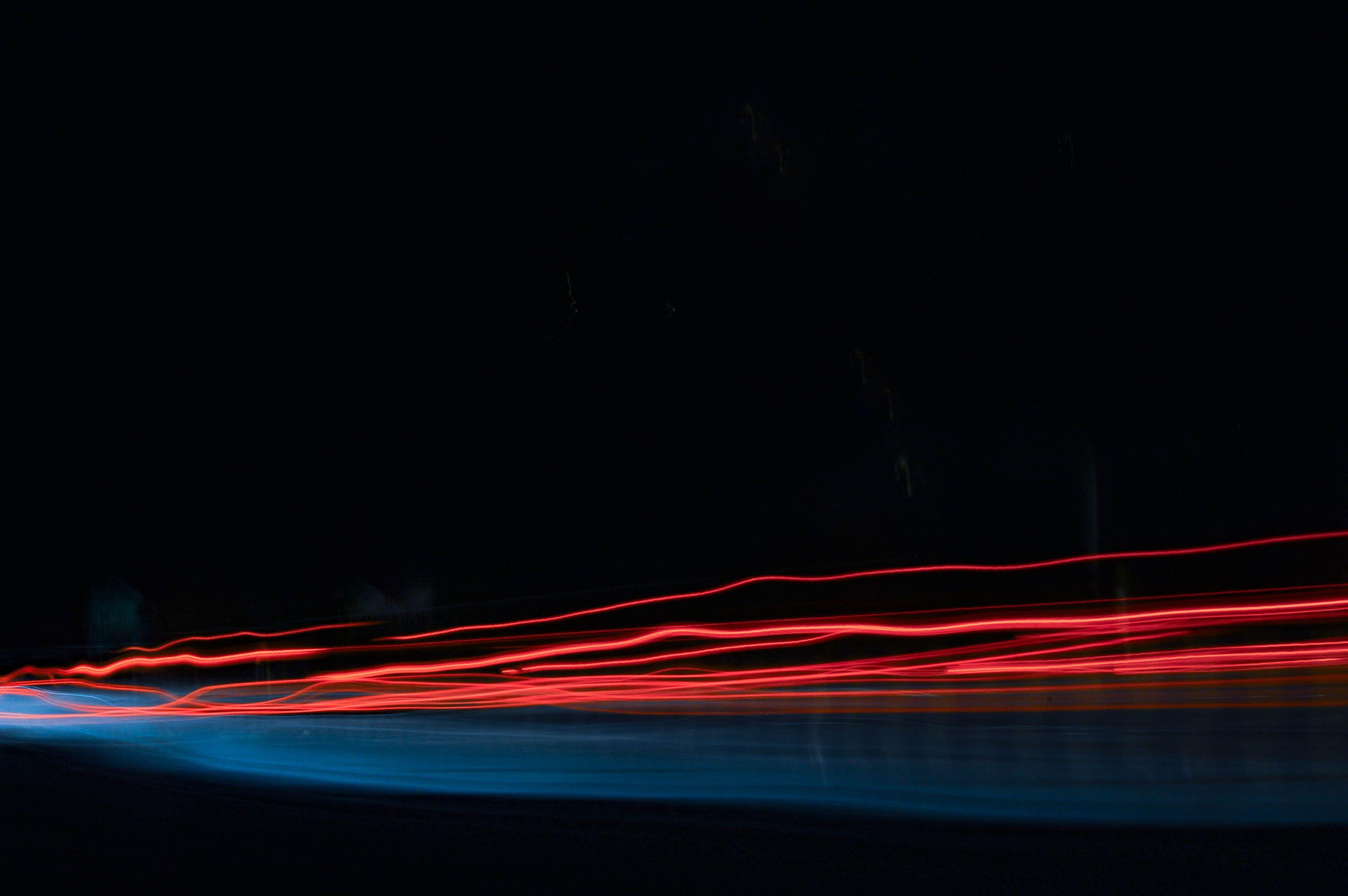 3008x2000 Download wallpaper 3008x2000 lines, light, dark background HD
