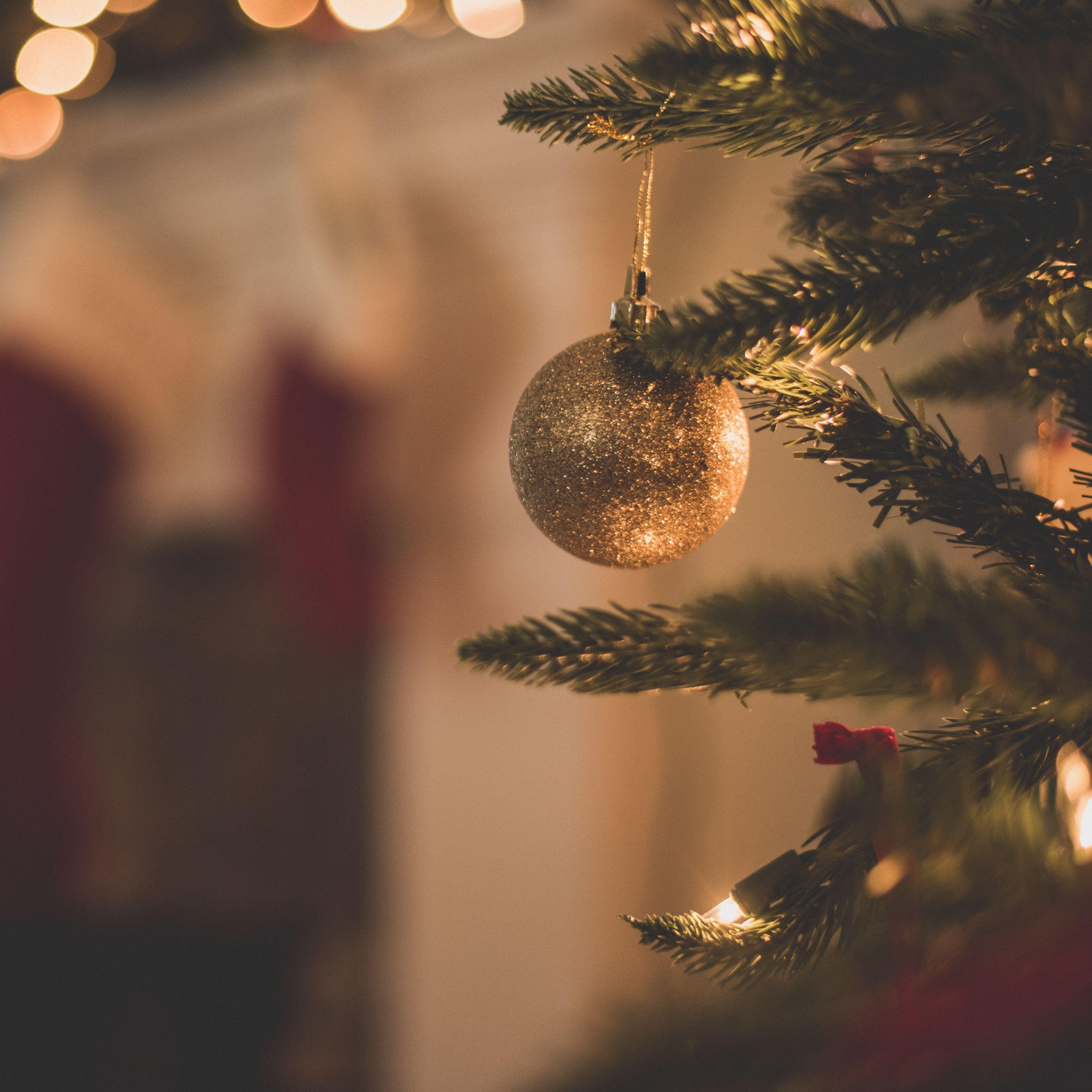 3415x3415 Download wallpaper 3415x3415 christmas tree, christmas decorations