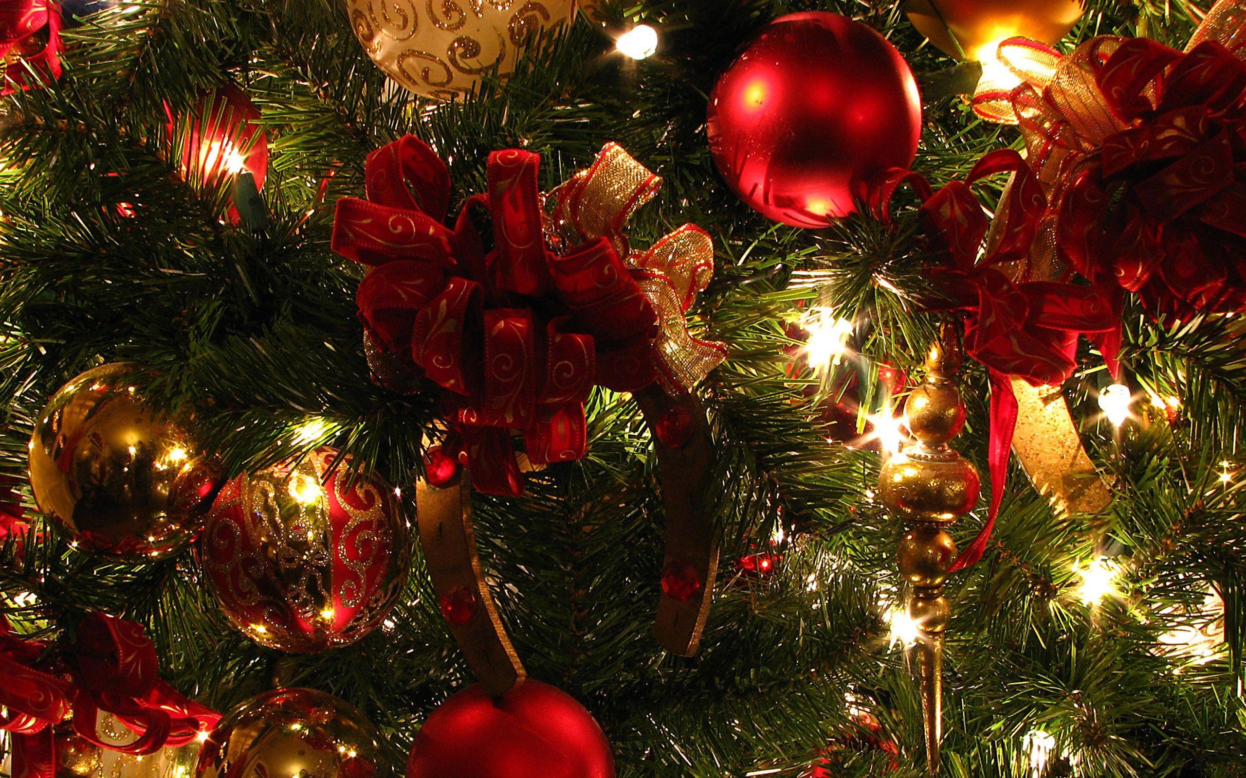 2560x1600 Christmas Ornament Wallpaper HD