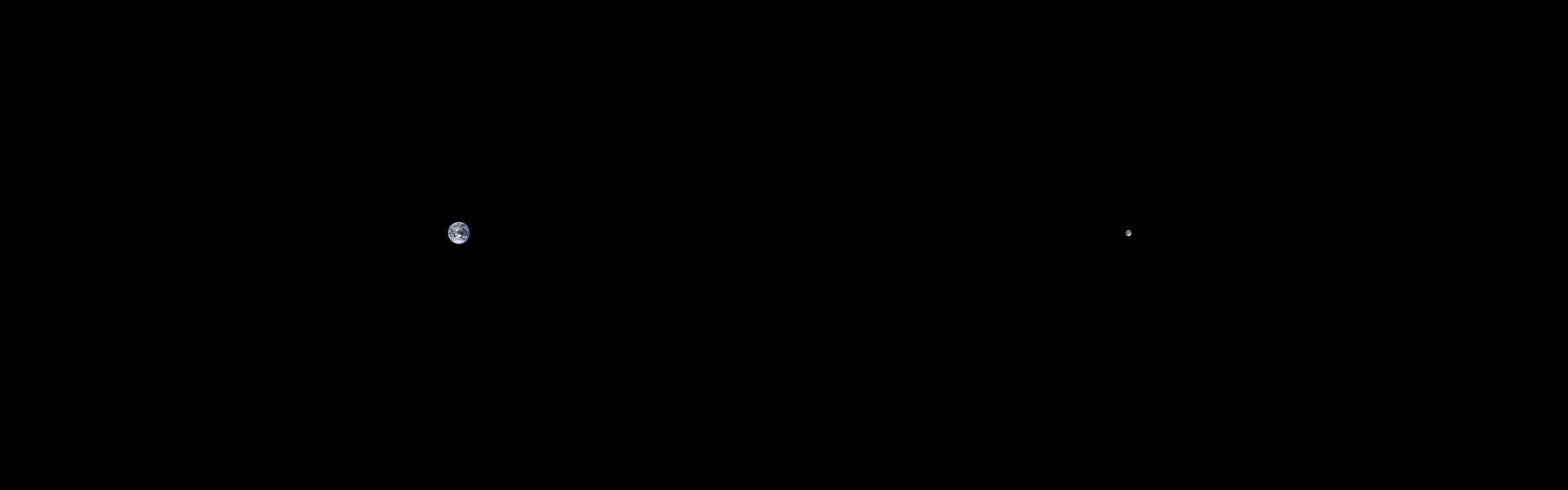 2880x900 Dual monitor Earth and moon in scale 2880x900