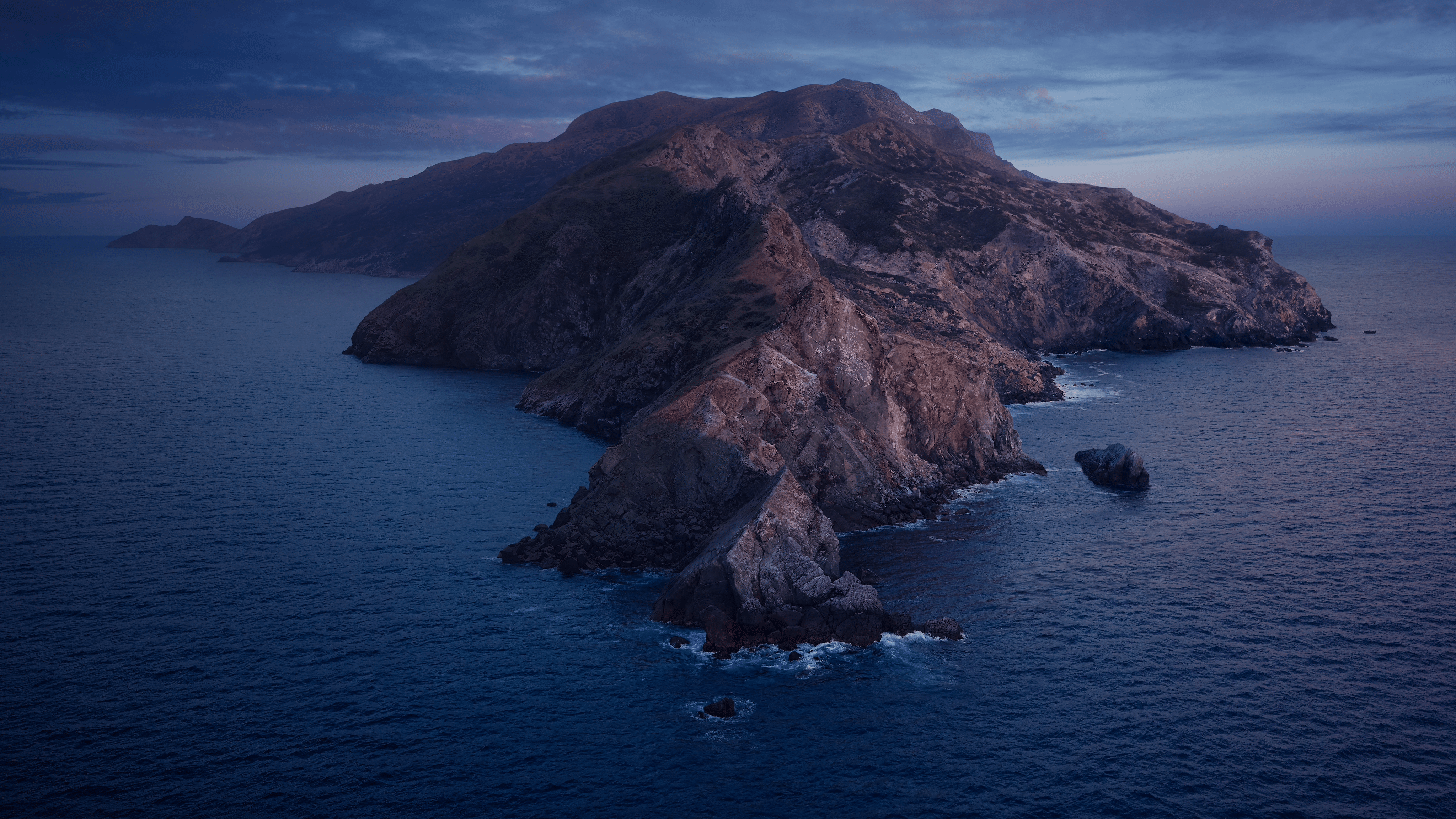 4096x2304 Catalina Dynamic Wallpaper (Link)