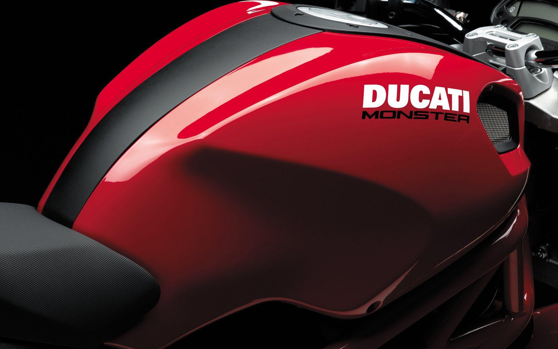 1920x1200 Ducati Monster 696