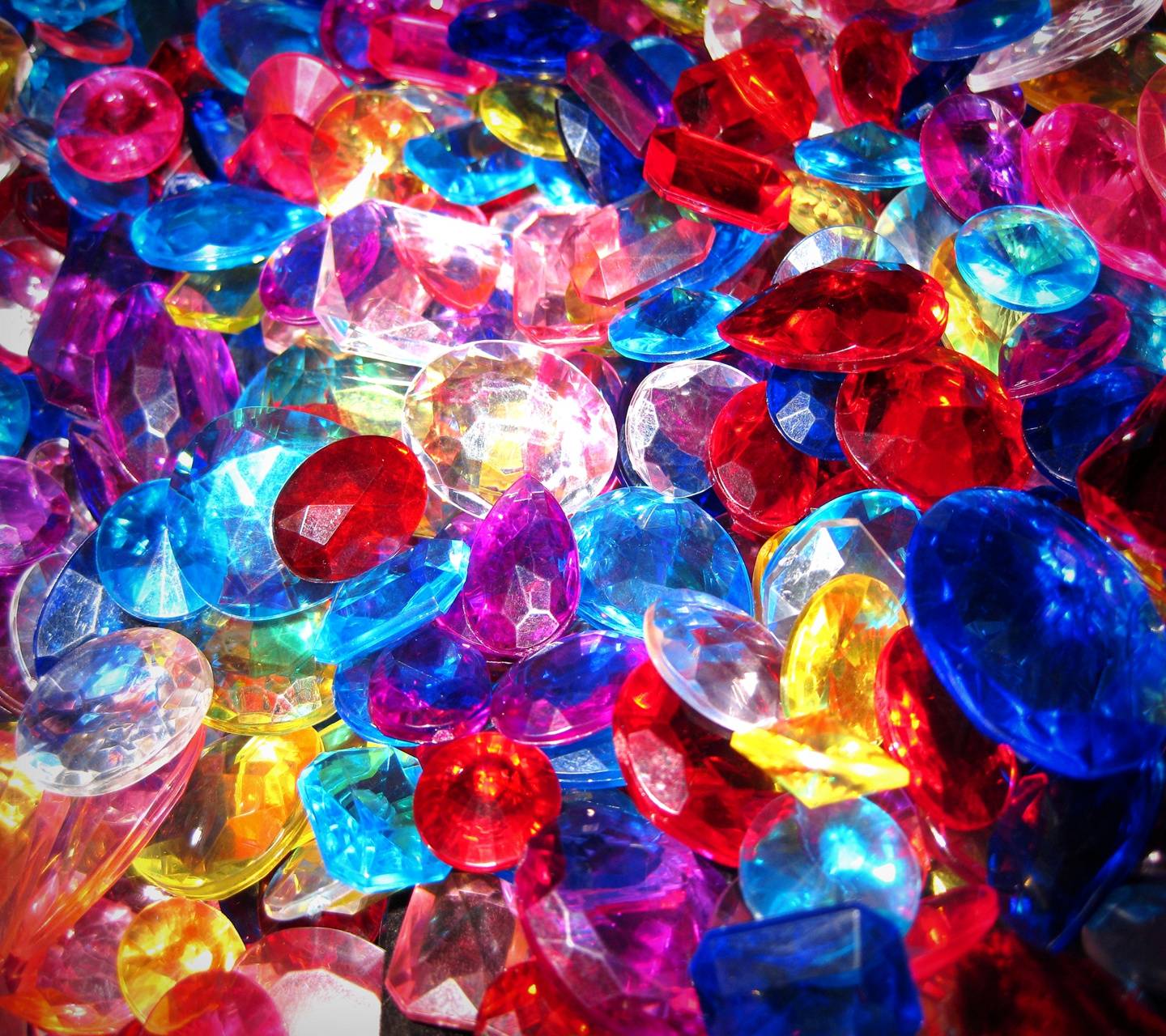 Jewel Wallpapers - Top Free Jewel Backgrounds - WallpaperAccess