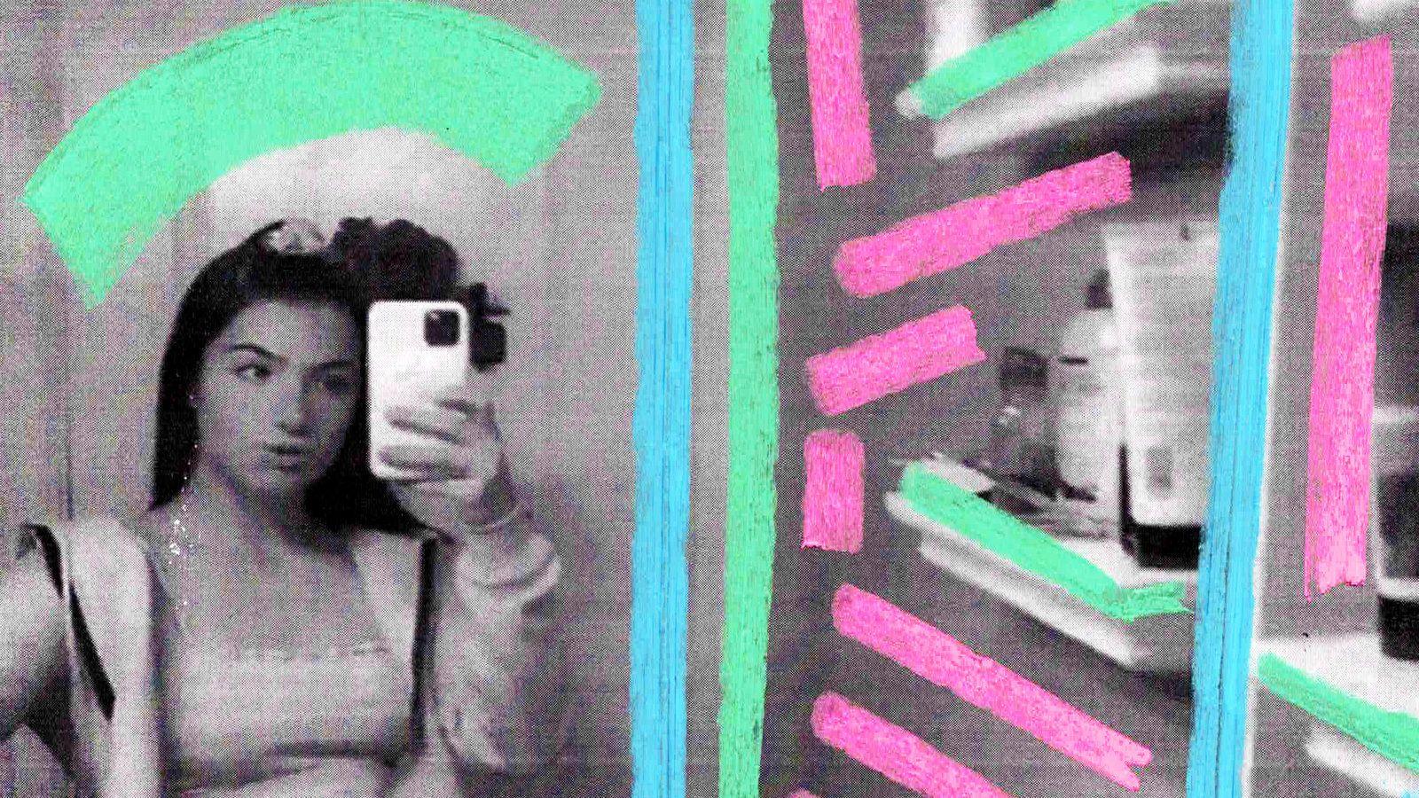 1600x900 We're All in the Bathroom Filming Ourselves