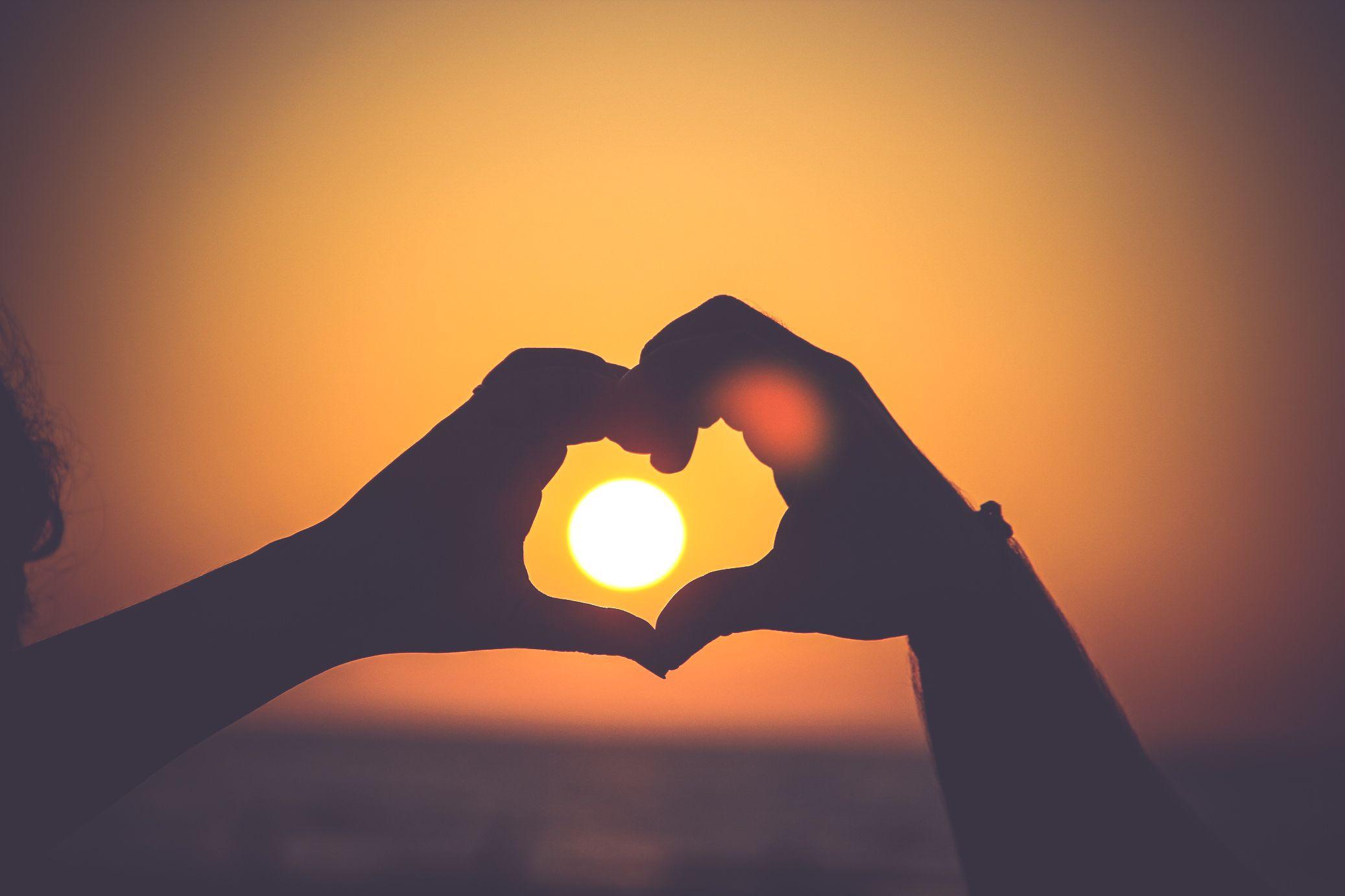 2074x1383 Love Wallpaper: Free HD Download [HQ]