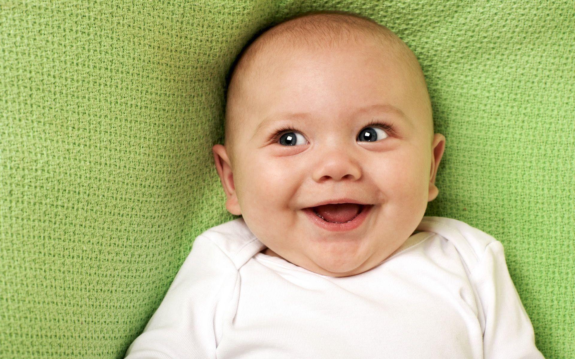 laughing baby pictures wallpaper