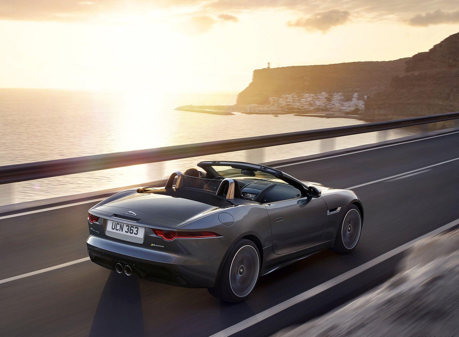 1600x1174 Jaguar F TYPE R Dynamic Convertible Rear Three Quarter