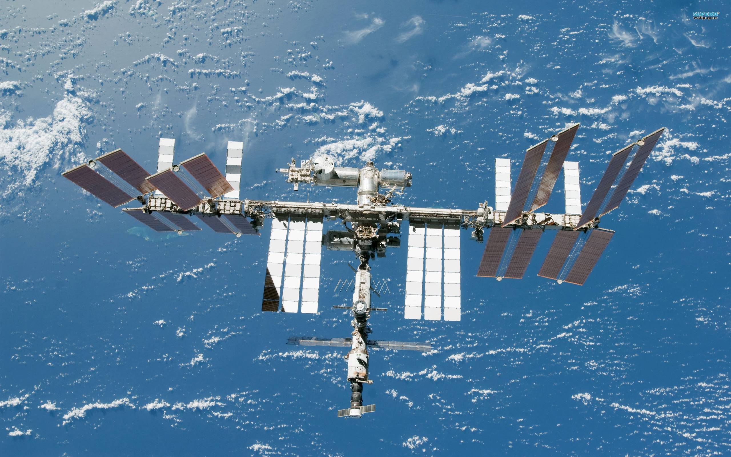 2560x1600 International Space Station Wallpaper