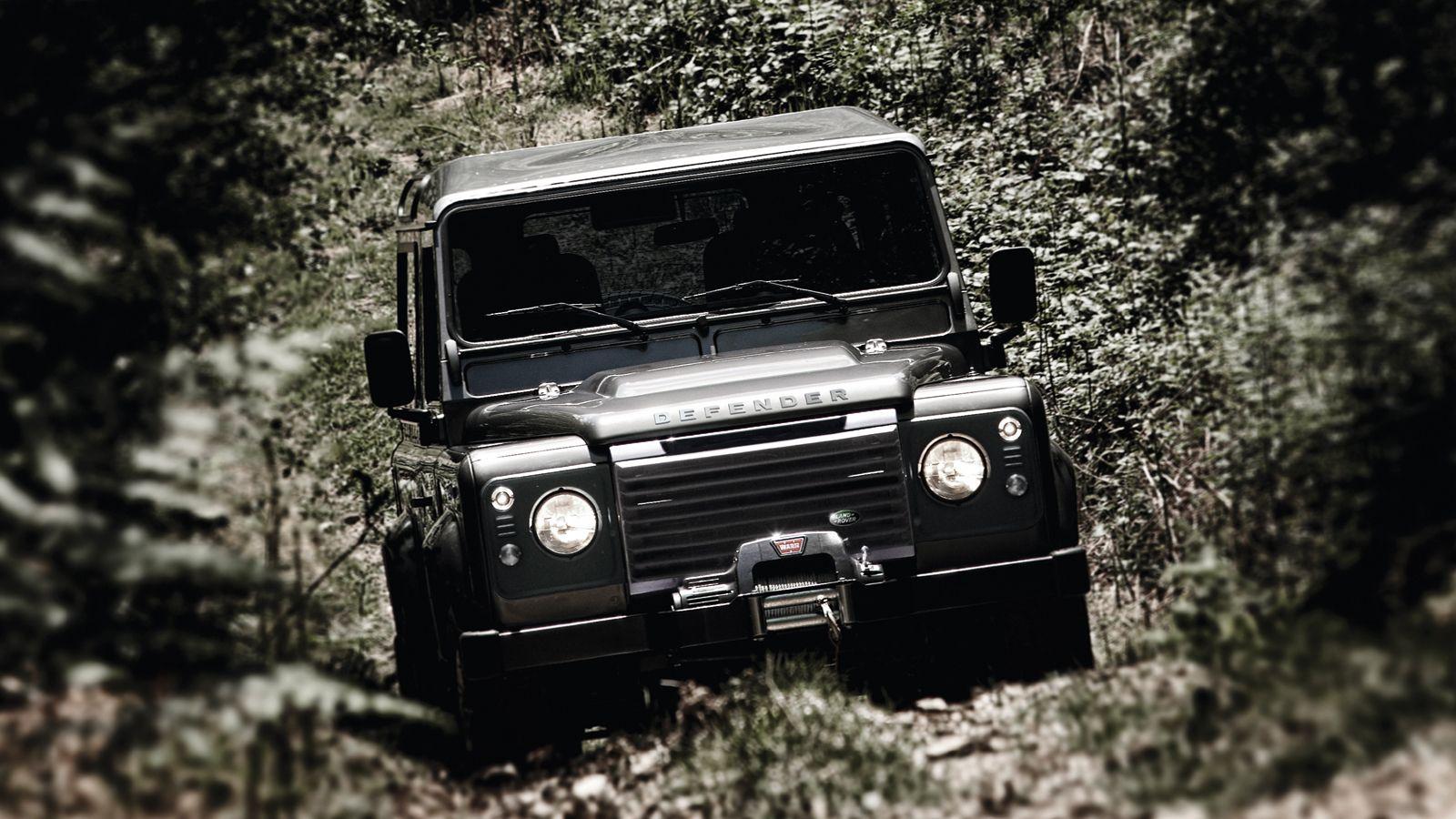 Land Rover Defender Wallpapers Top Free Land Rover Defender Backgrounds Wallpaperaccess